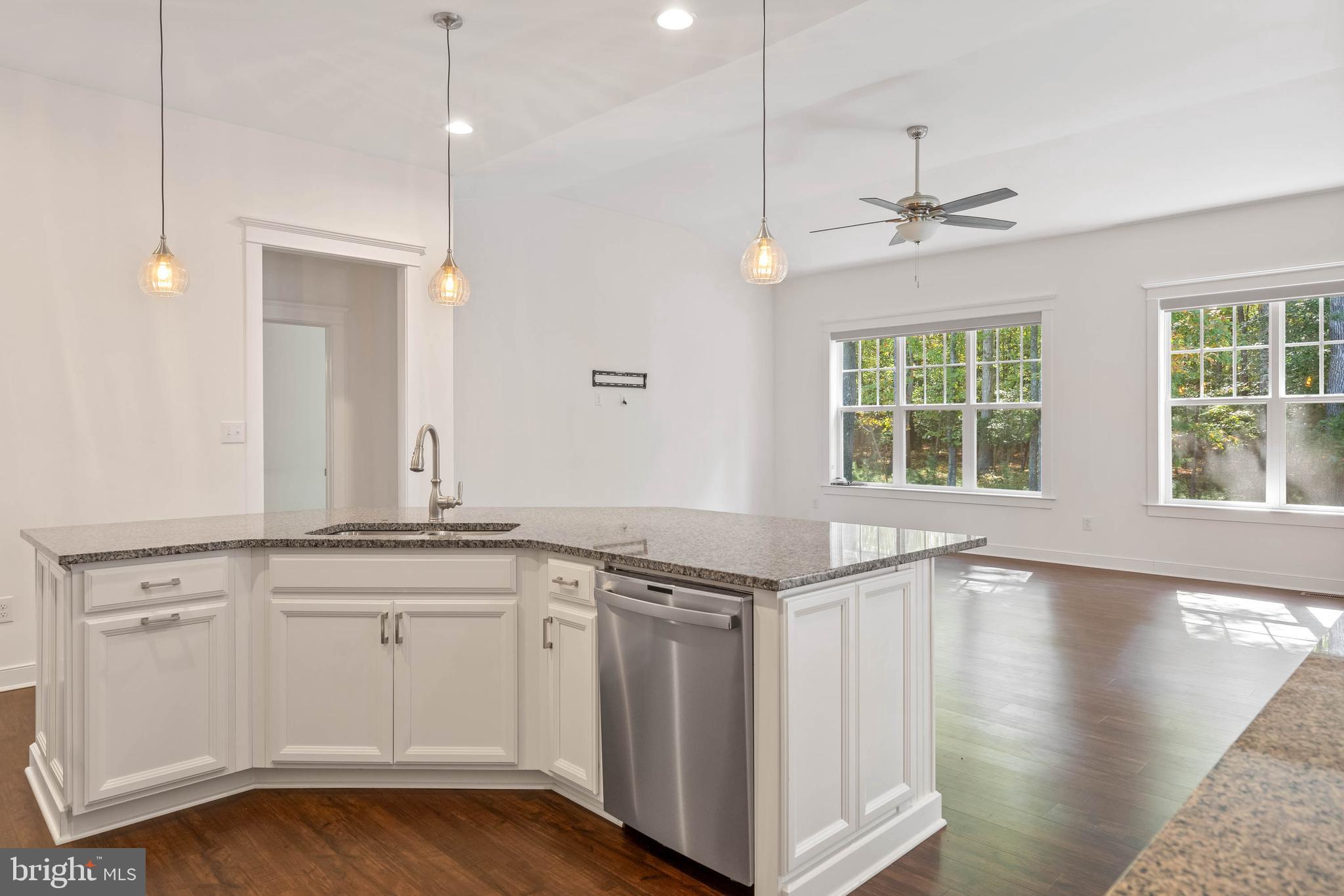 WOODRIDGE - Residential