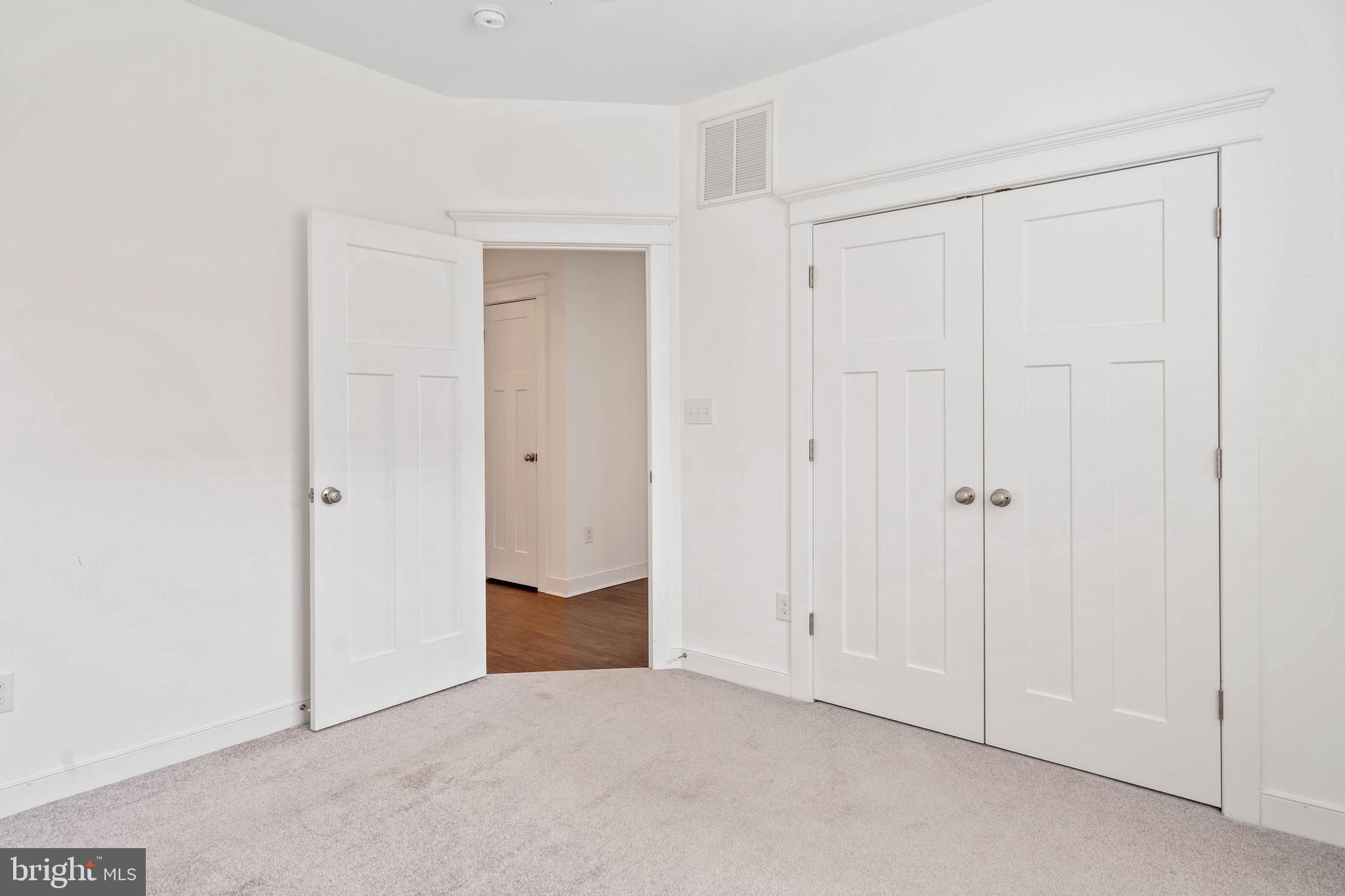 WOODRIDGE - Residential