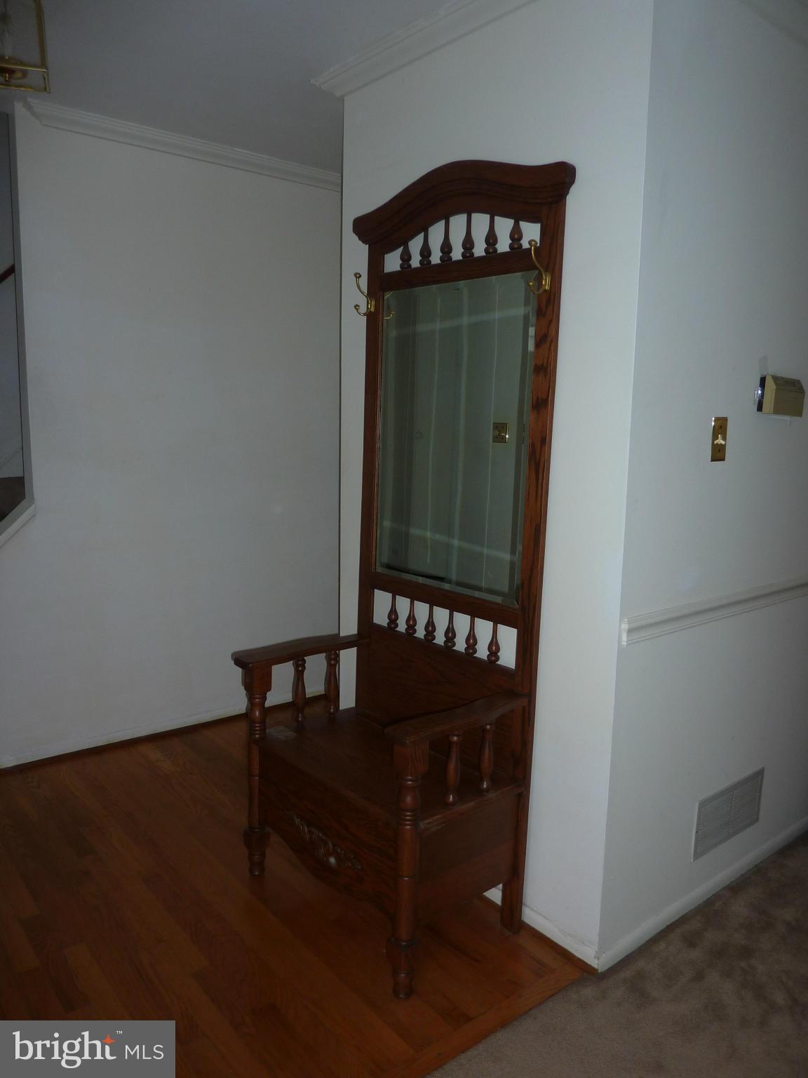 BURLEIGH MANOR - Residential