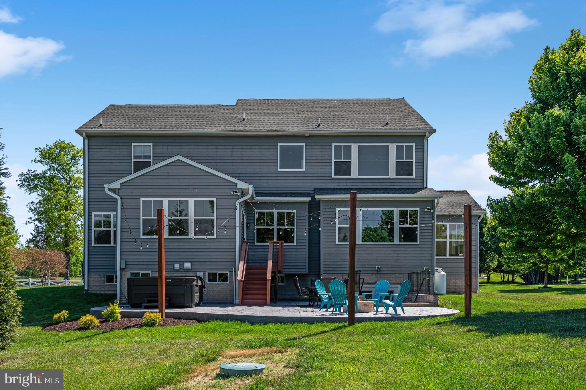 BLOOMSBURY FARM ESTATES - Residential