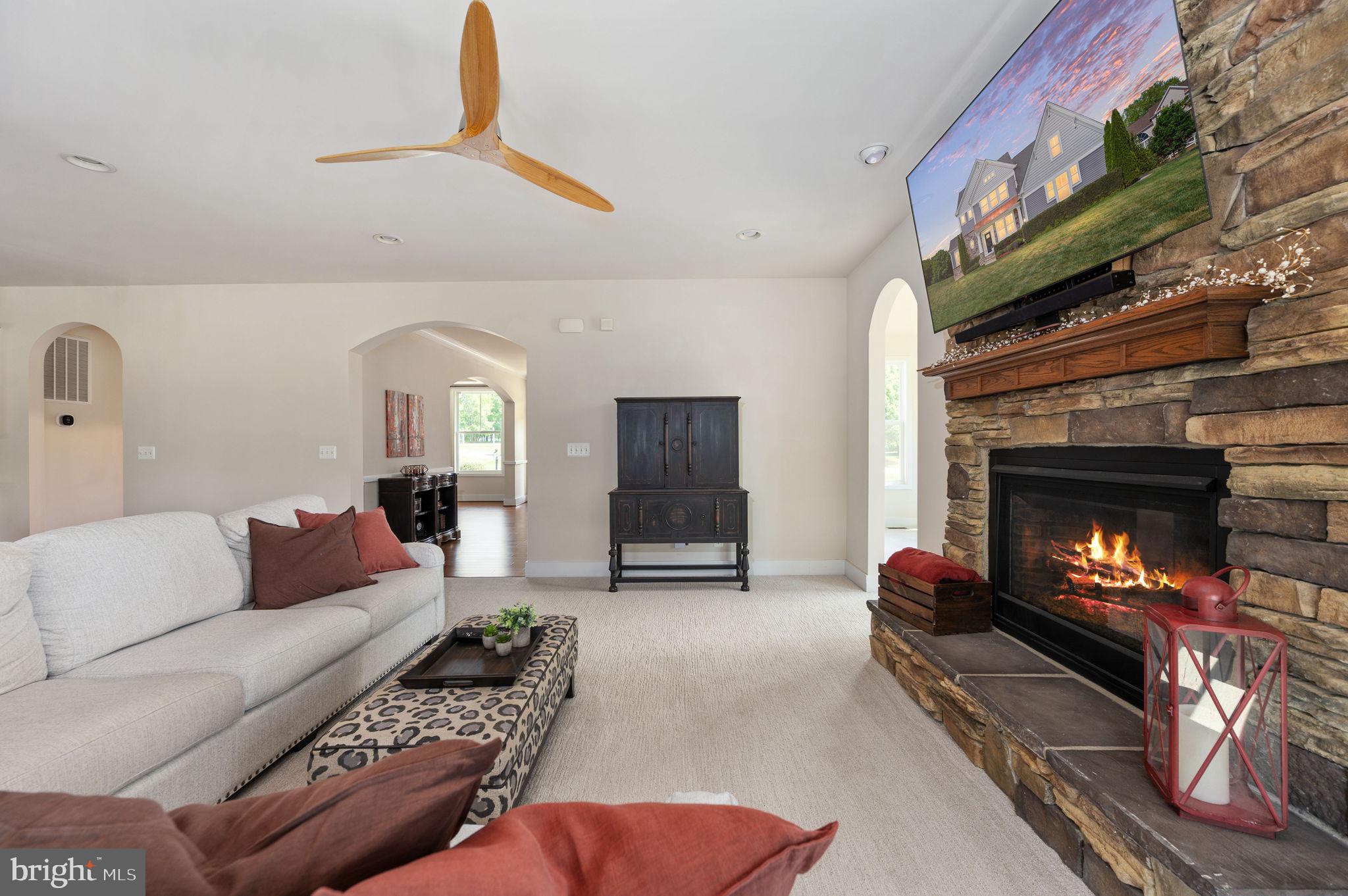 BLOOMSBURY FARM ESTATES - Residential