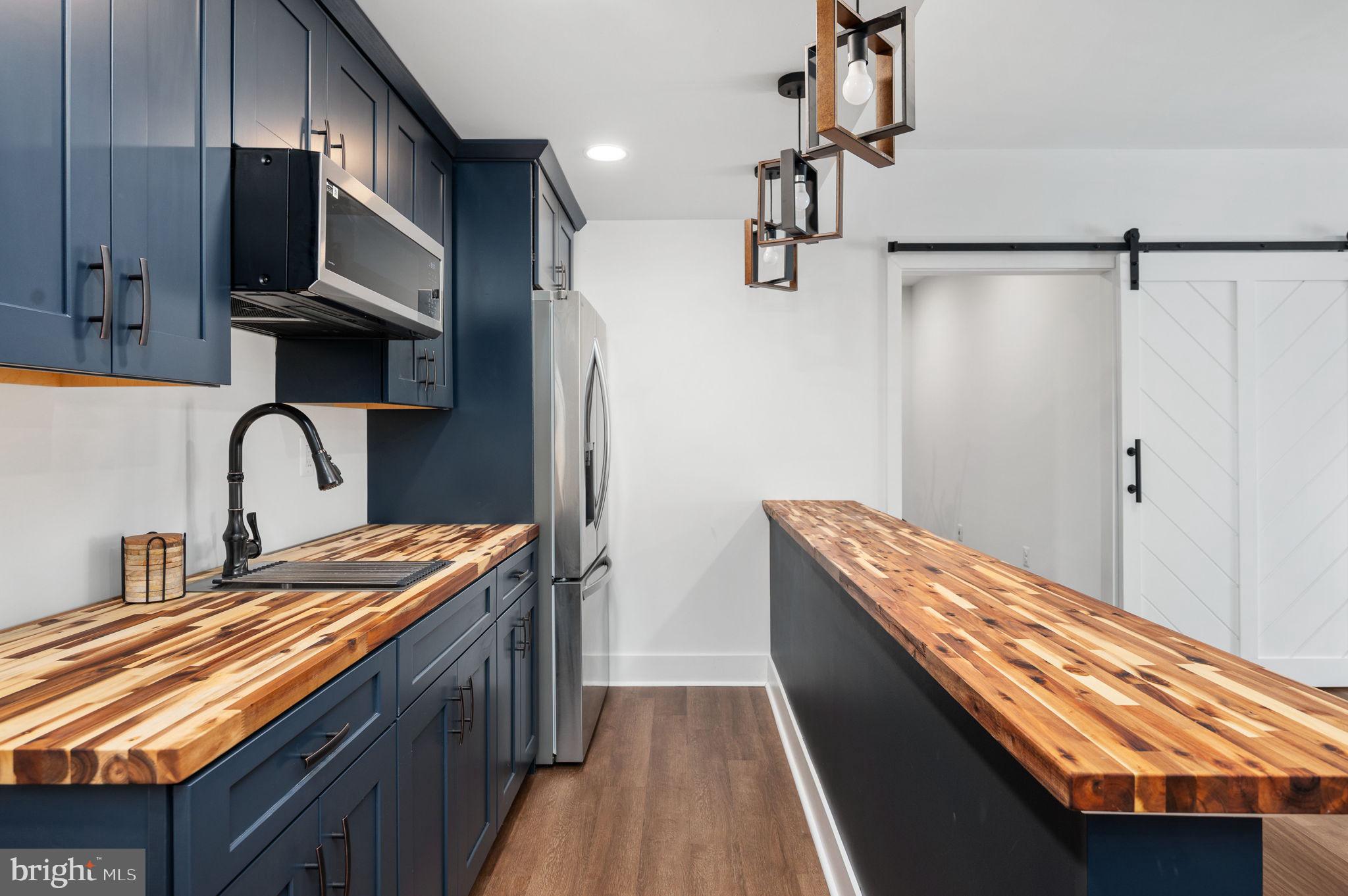 BLOOMSBURY FARM ESTATES - Residential