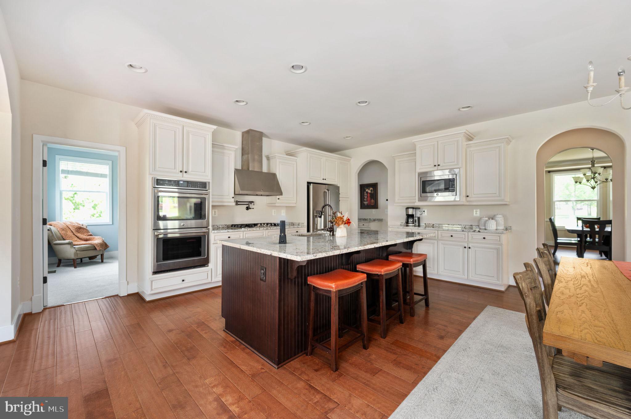 BLOOMSBURY FARM ESTATES - Residential