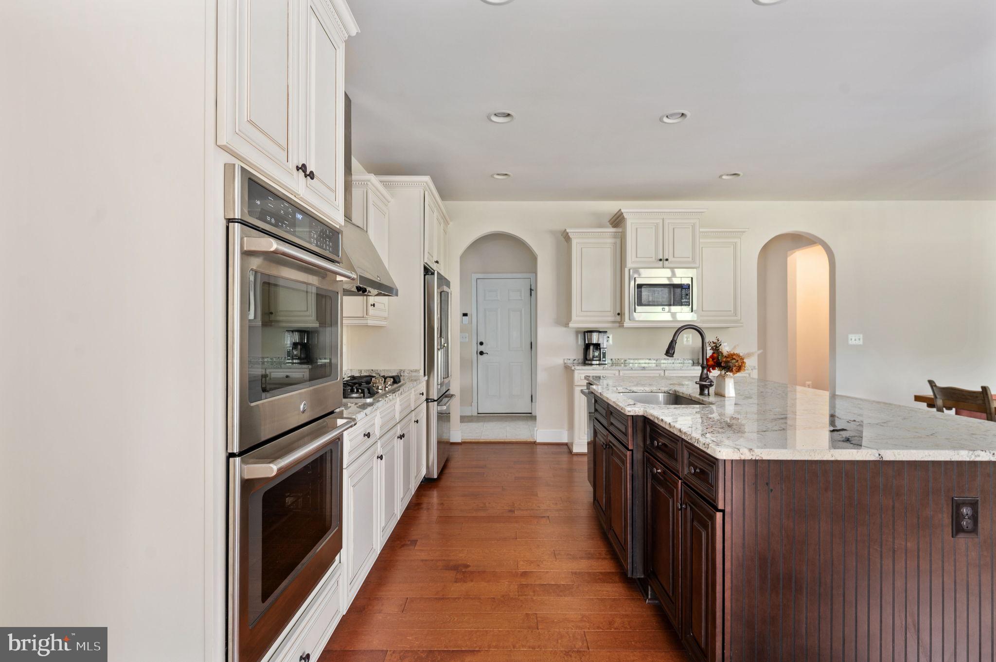 BLOOMSBURY FARM ESTATES - Residential