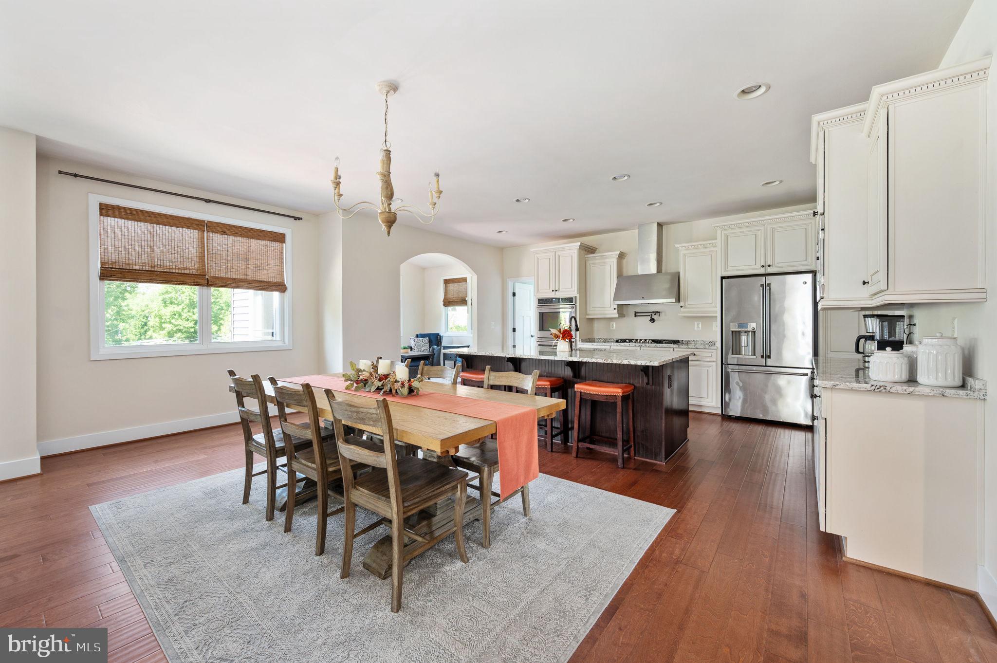 BLOOMSBURY FARM ESTATES - Residential