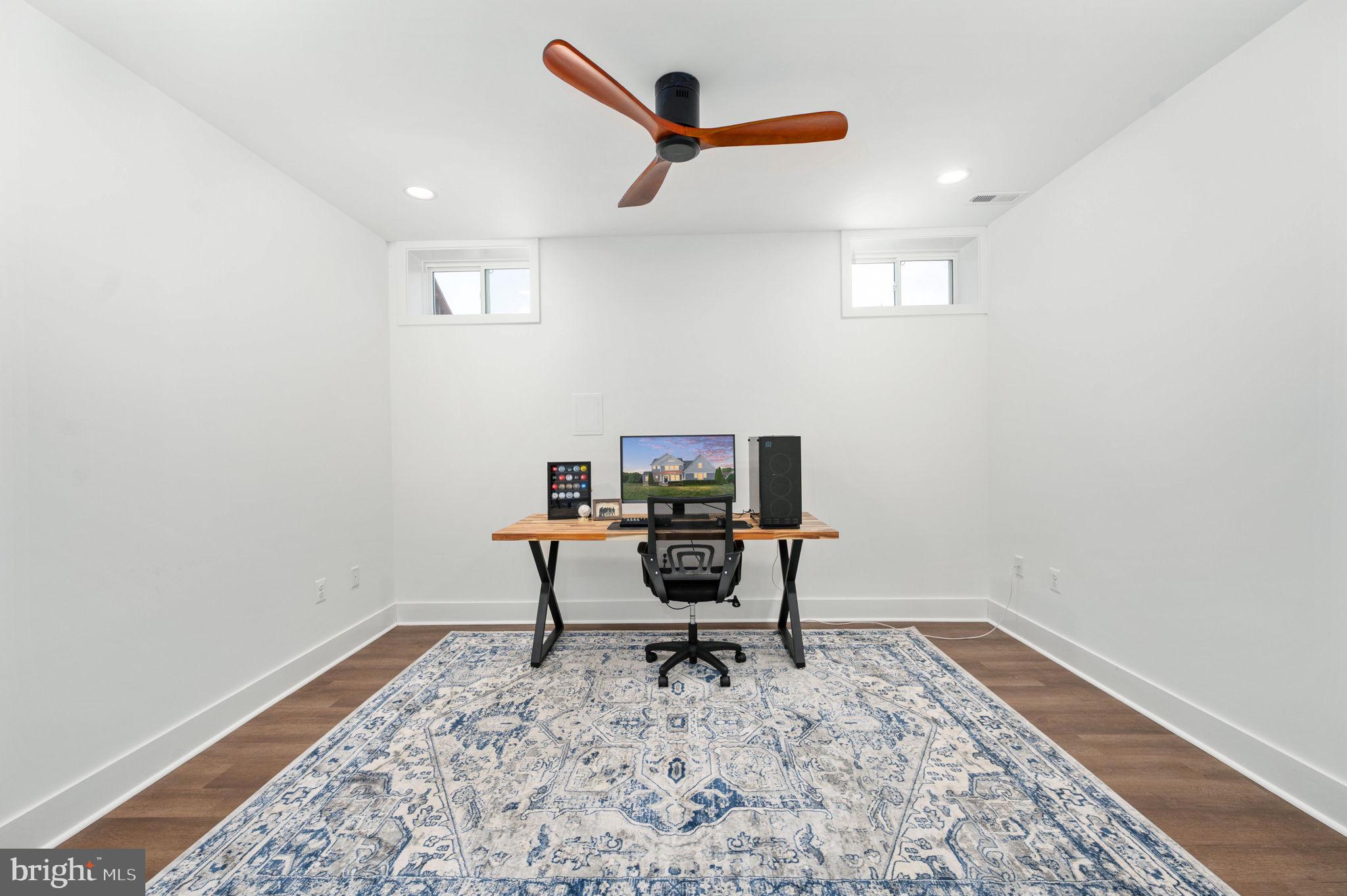 BLOOMSBURY FARM ESTATES - Residential