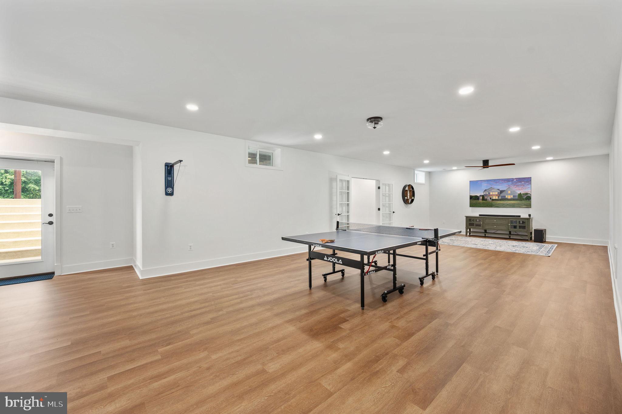 BLOOMSBURY FARM ESTATES - Residential