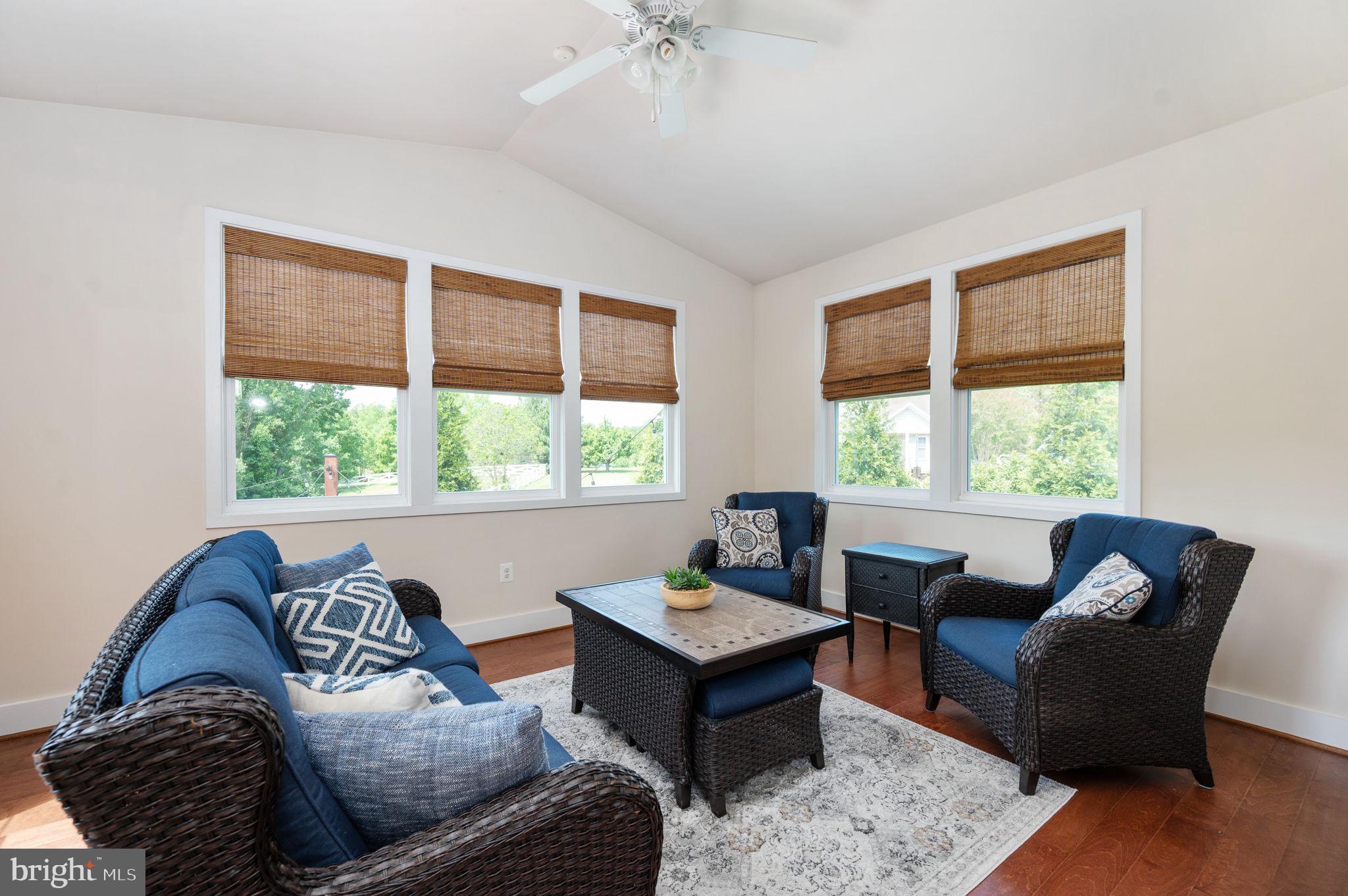 BLOOMSBURY FARM ESTATES - Residential