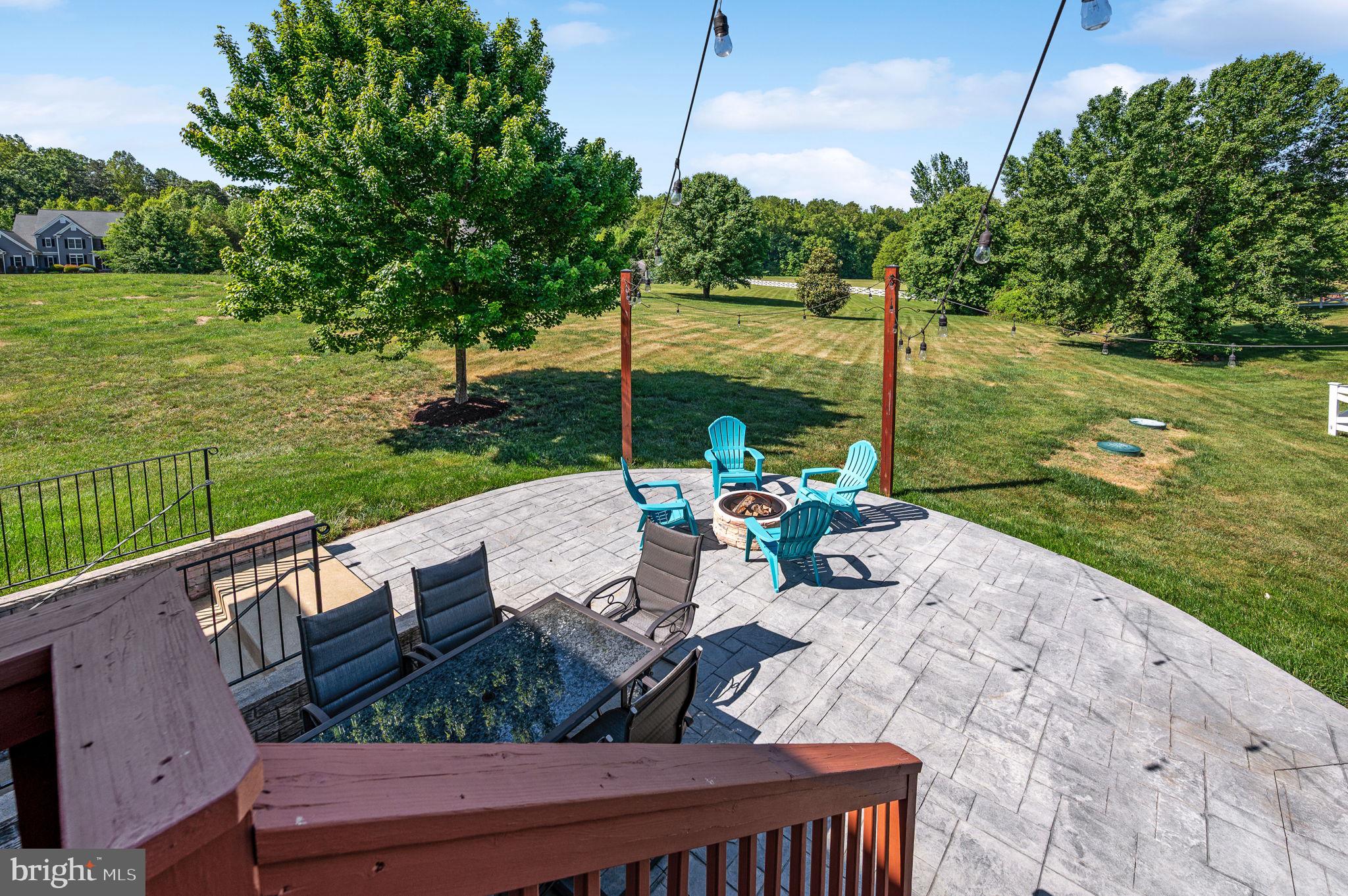 BLOOMSBURY FARM ESTATES - Residential