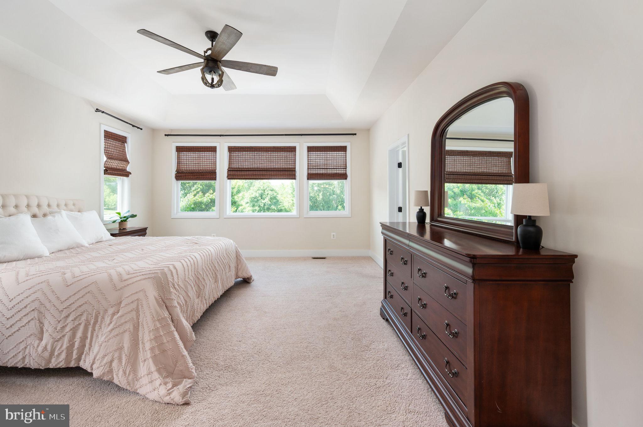 BLOOMSBURY FARM ESTATES - Residential