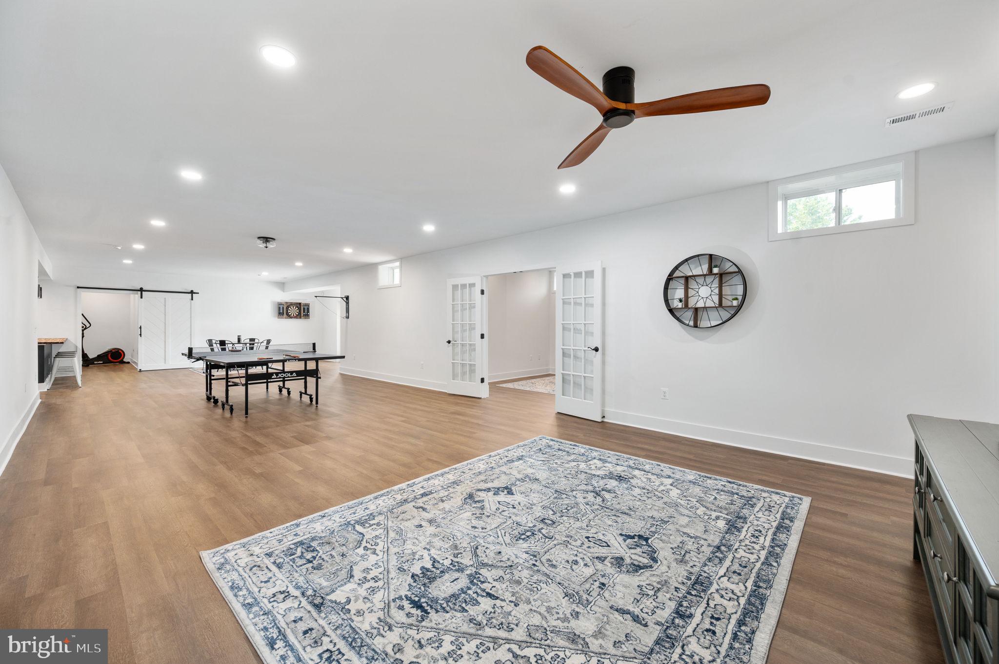 BLOOMSBURY FARM ESTATES - Residential