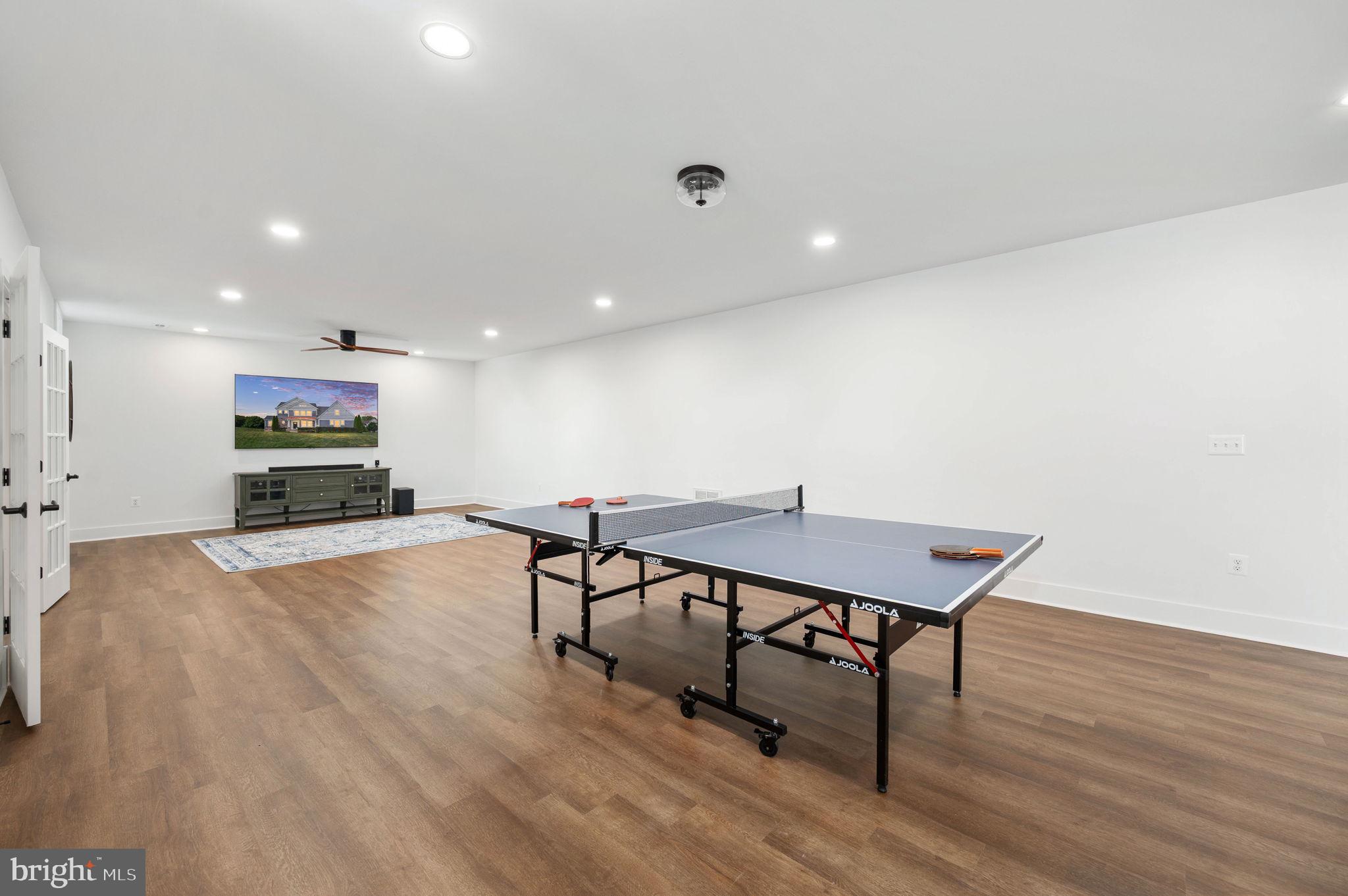 BLOOMSBURY FARM ESTATES - Residential