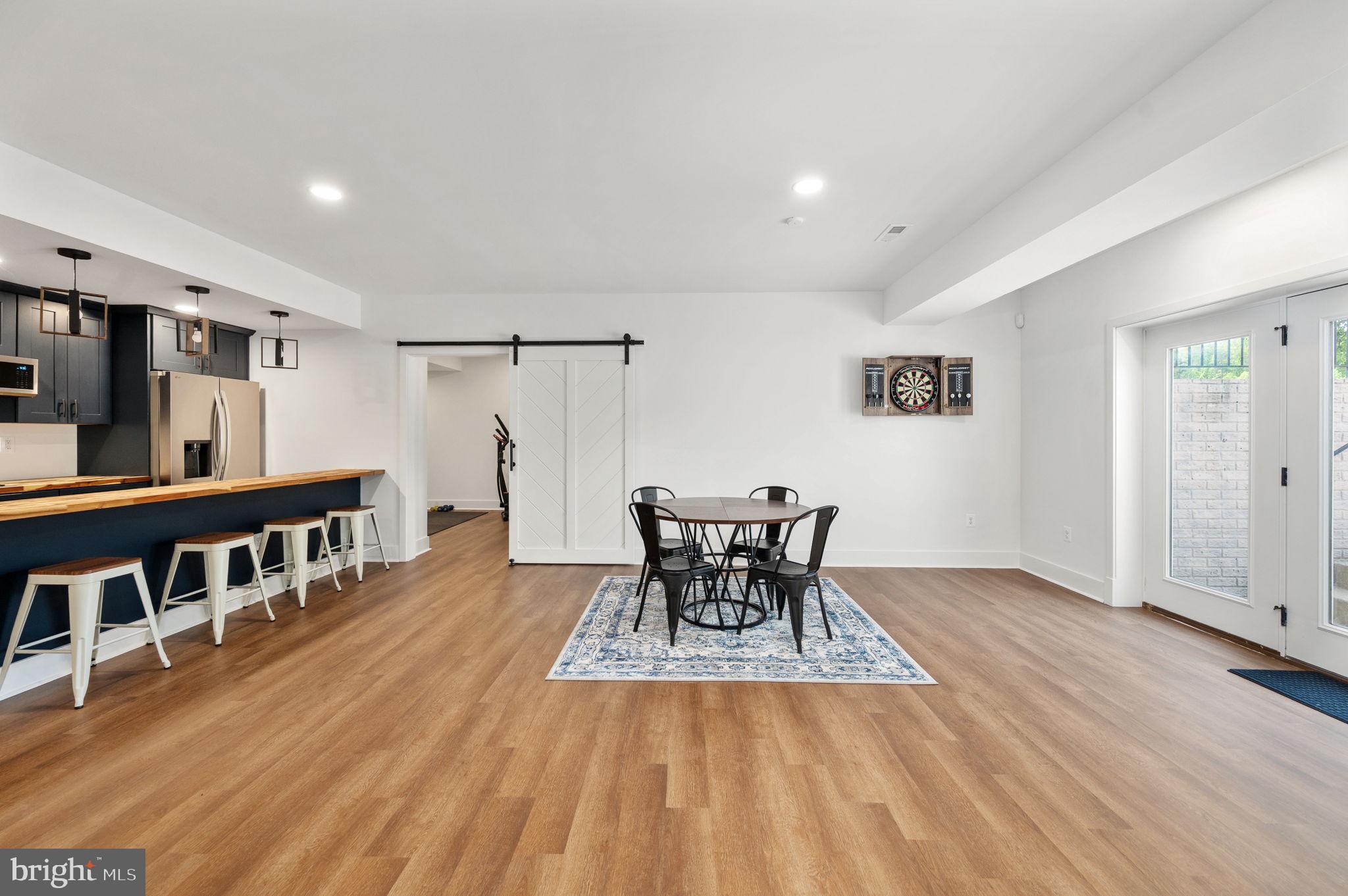 BLOOMSBURY FARM ESTATES - Residential