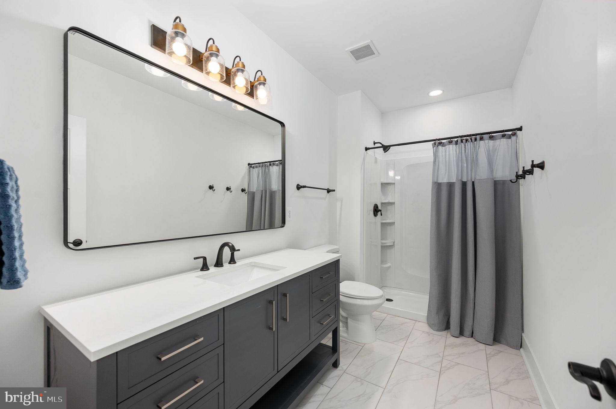 BLOOMSBURY FARM ESTATES - Residential