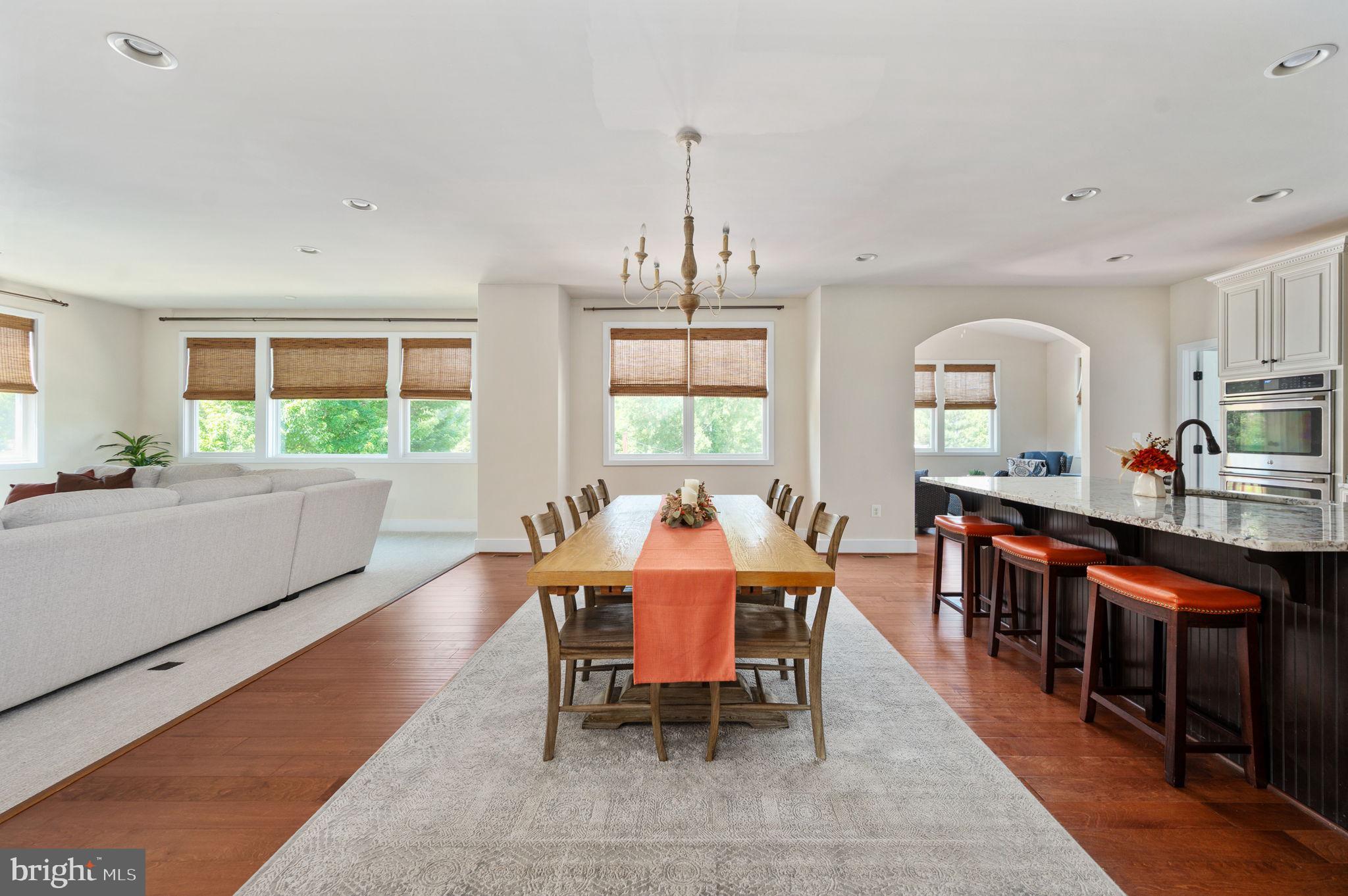 BLOOMSBURY FARM ESTATES - Residential