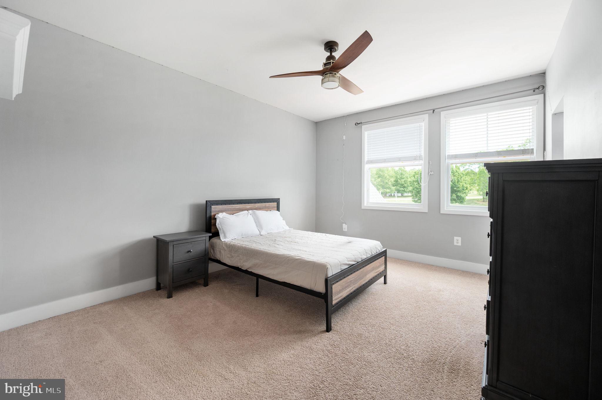 BLOOMSBURY FARM ESTATES - Residential