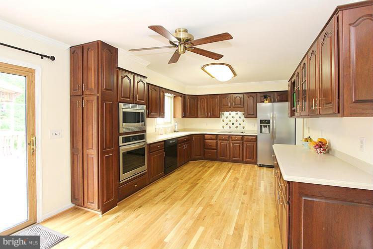LAKE OCCOQUAN - Residential