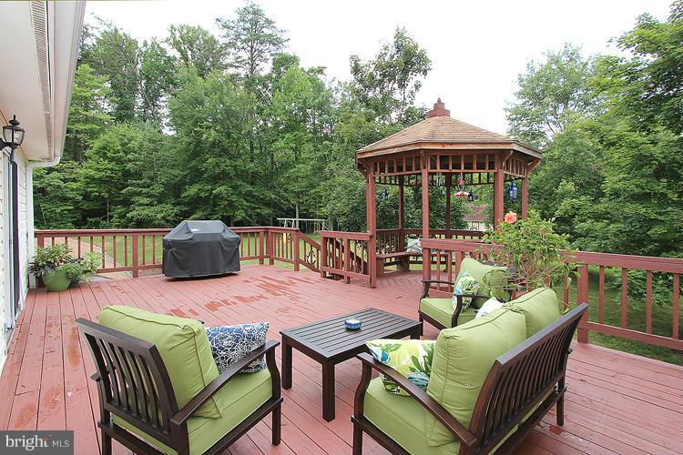 LAKE OCCOQUAN - Residential