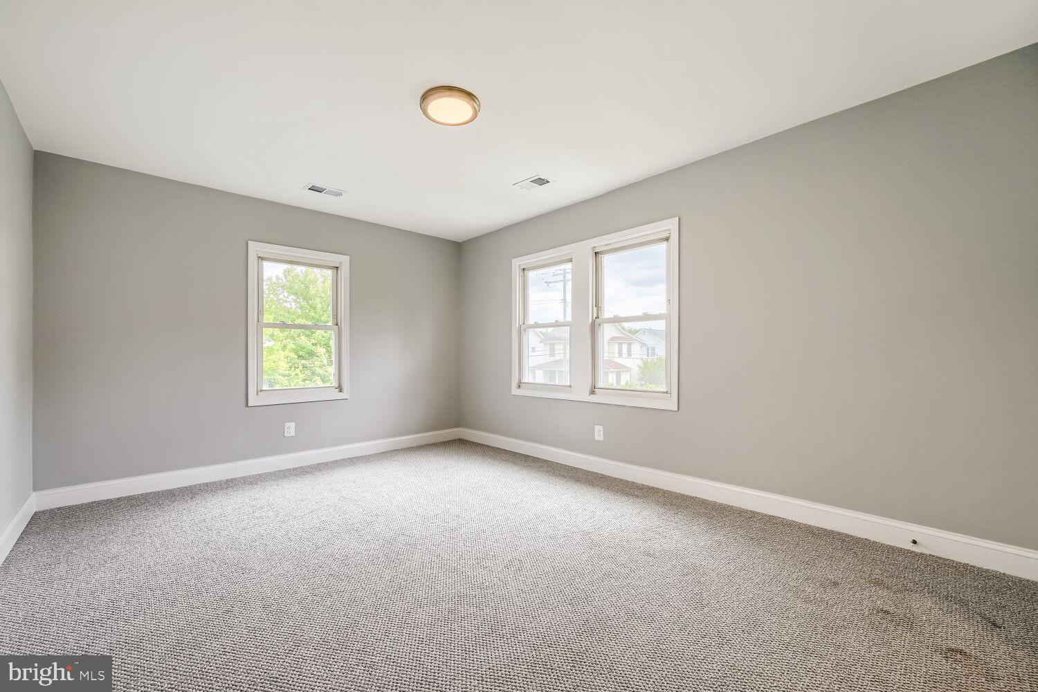 PIKESVILLE - Residential