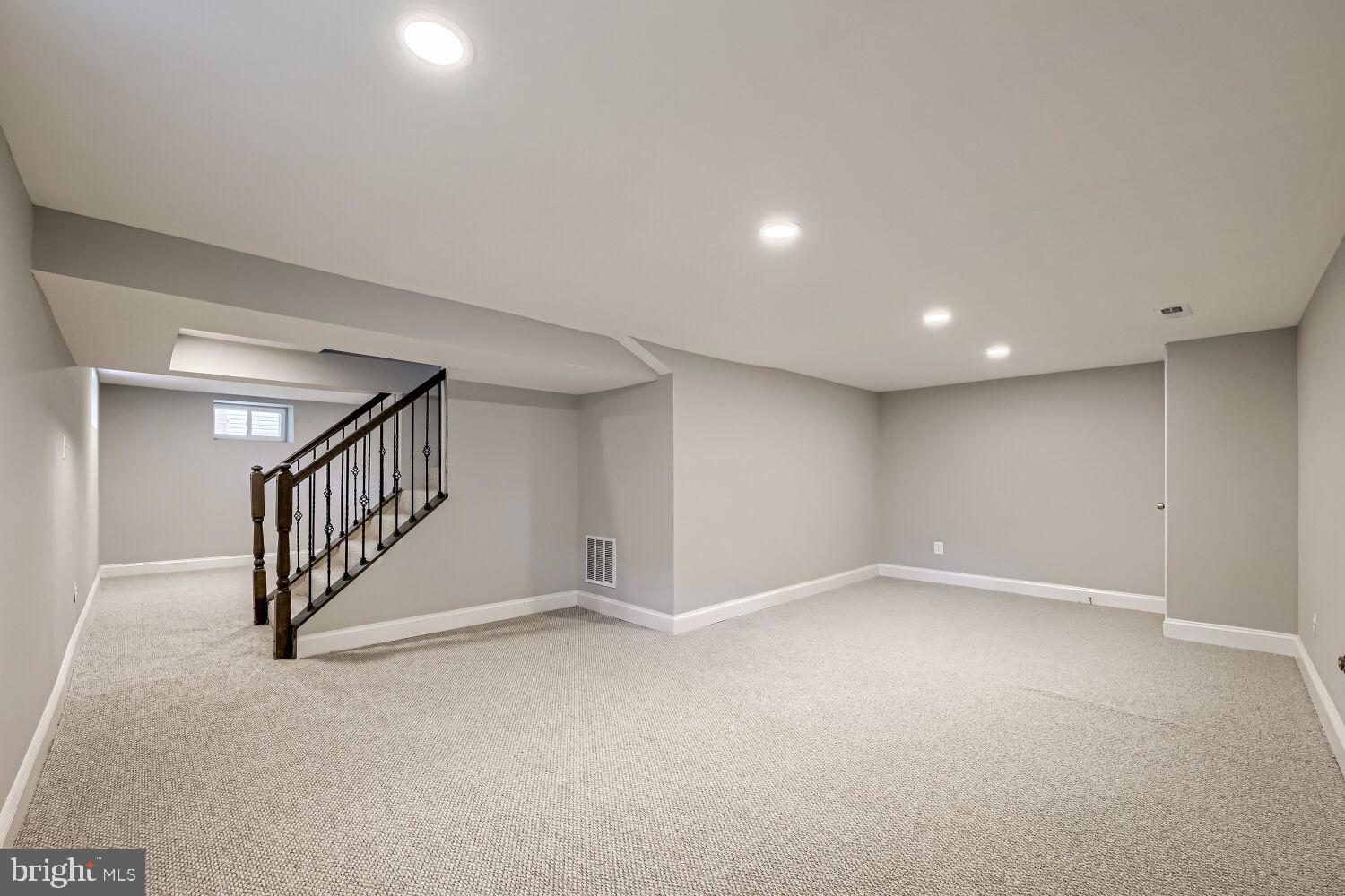 PIKESVILLE - Residential
