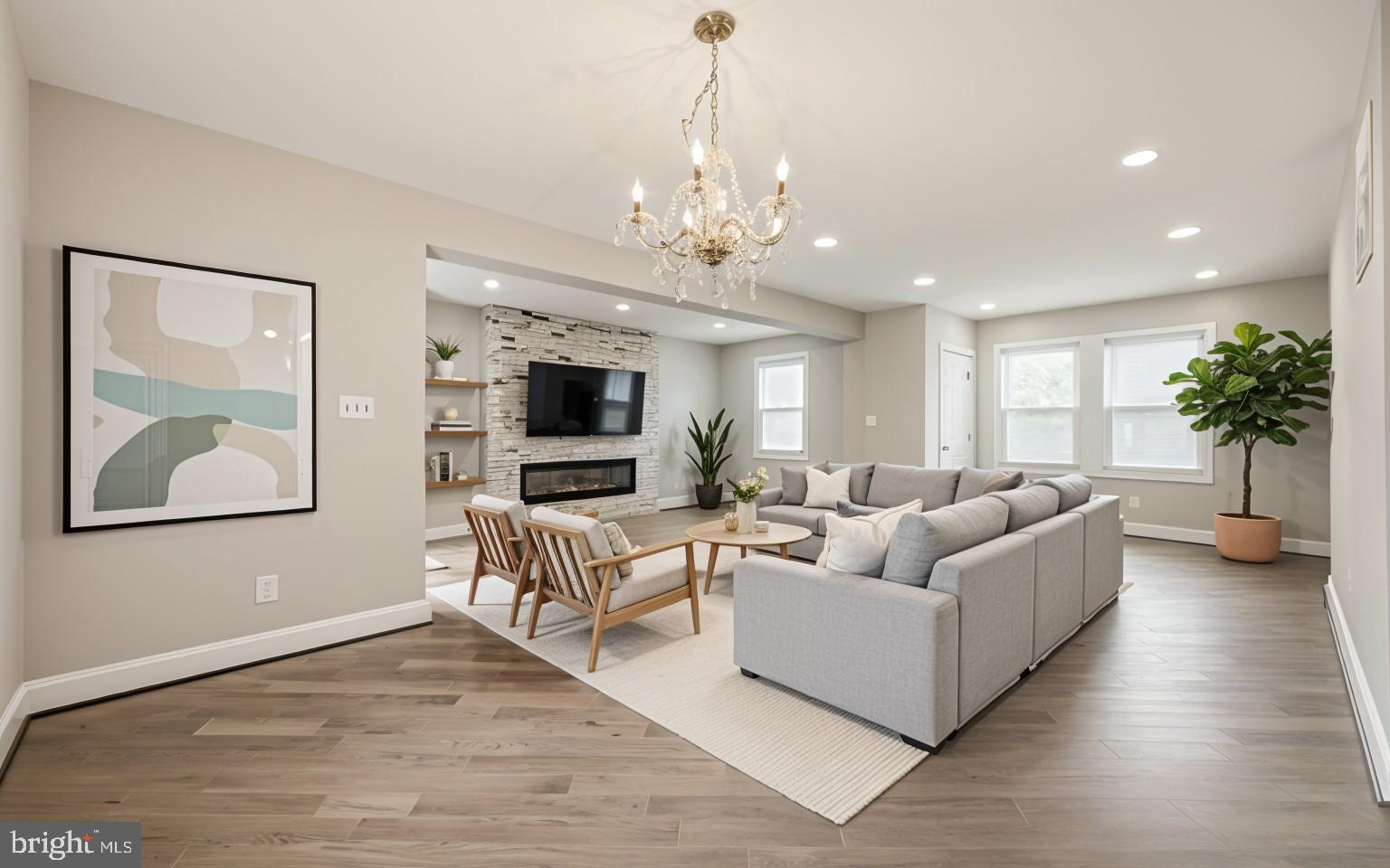 PIKESVILLE - Residential