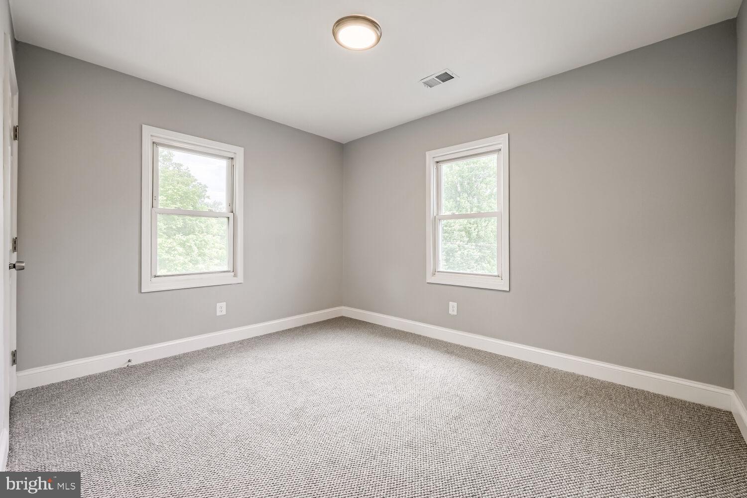 PIKESVILLE - Residential