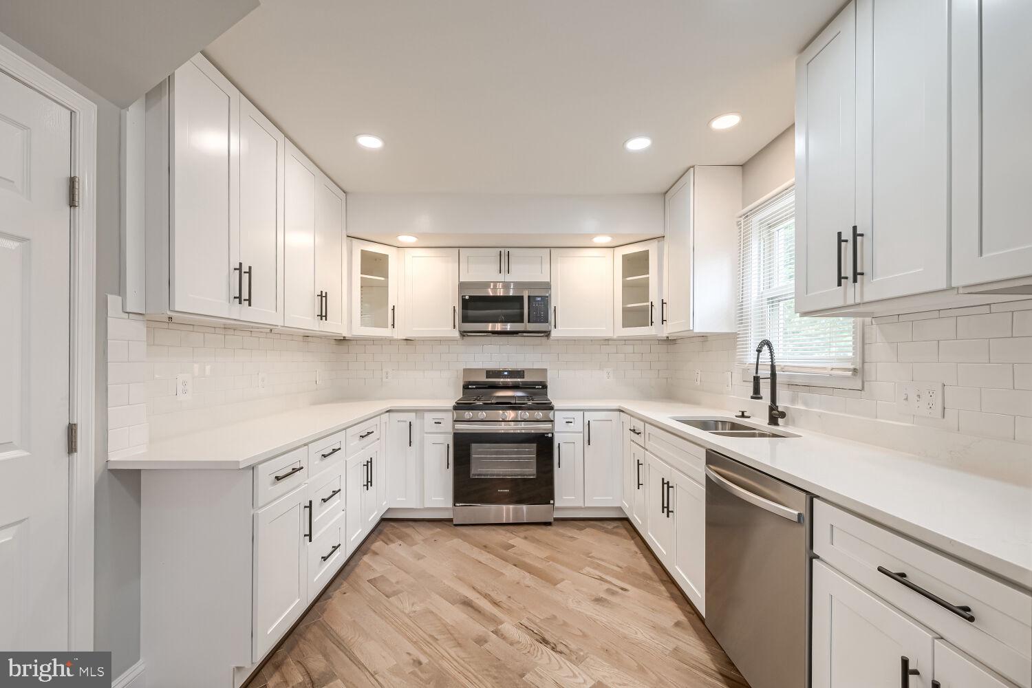 PIKESVILLE - Residential