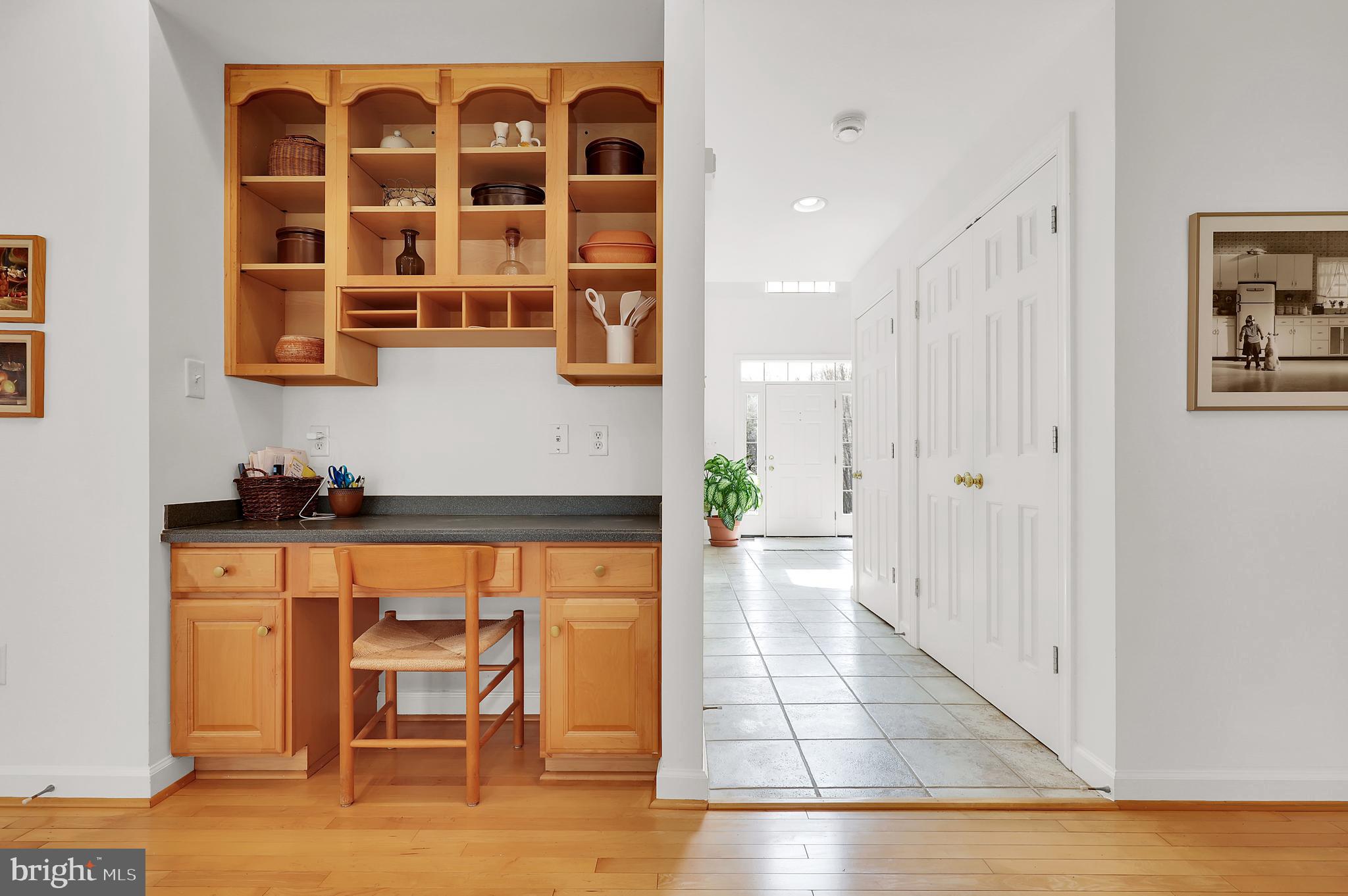 BRIARCLIFF MANOR - Residential