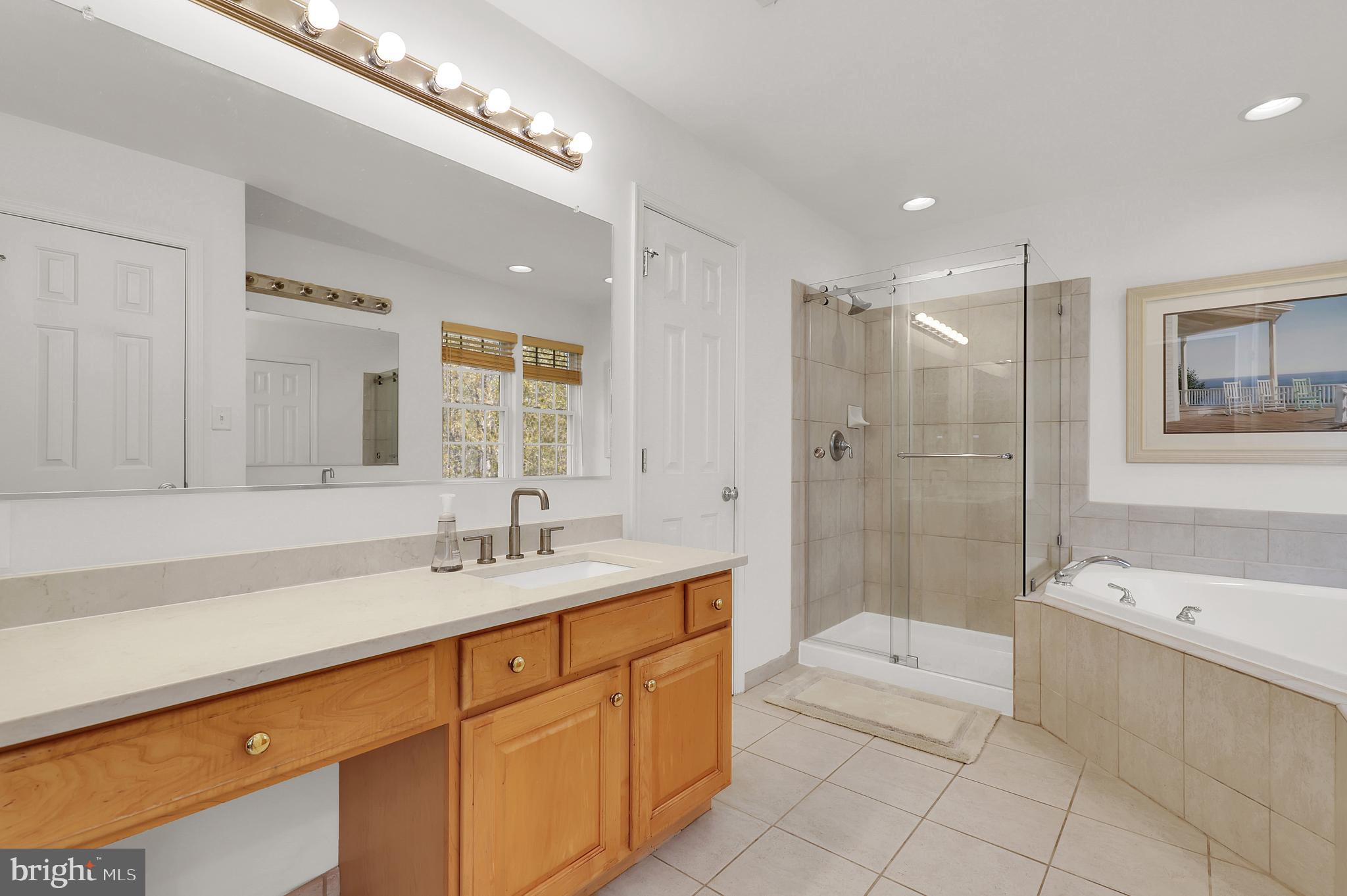 BRIARCLIFF MANOR - Residential