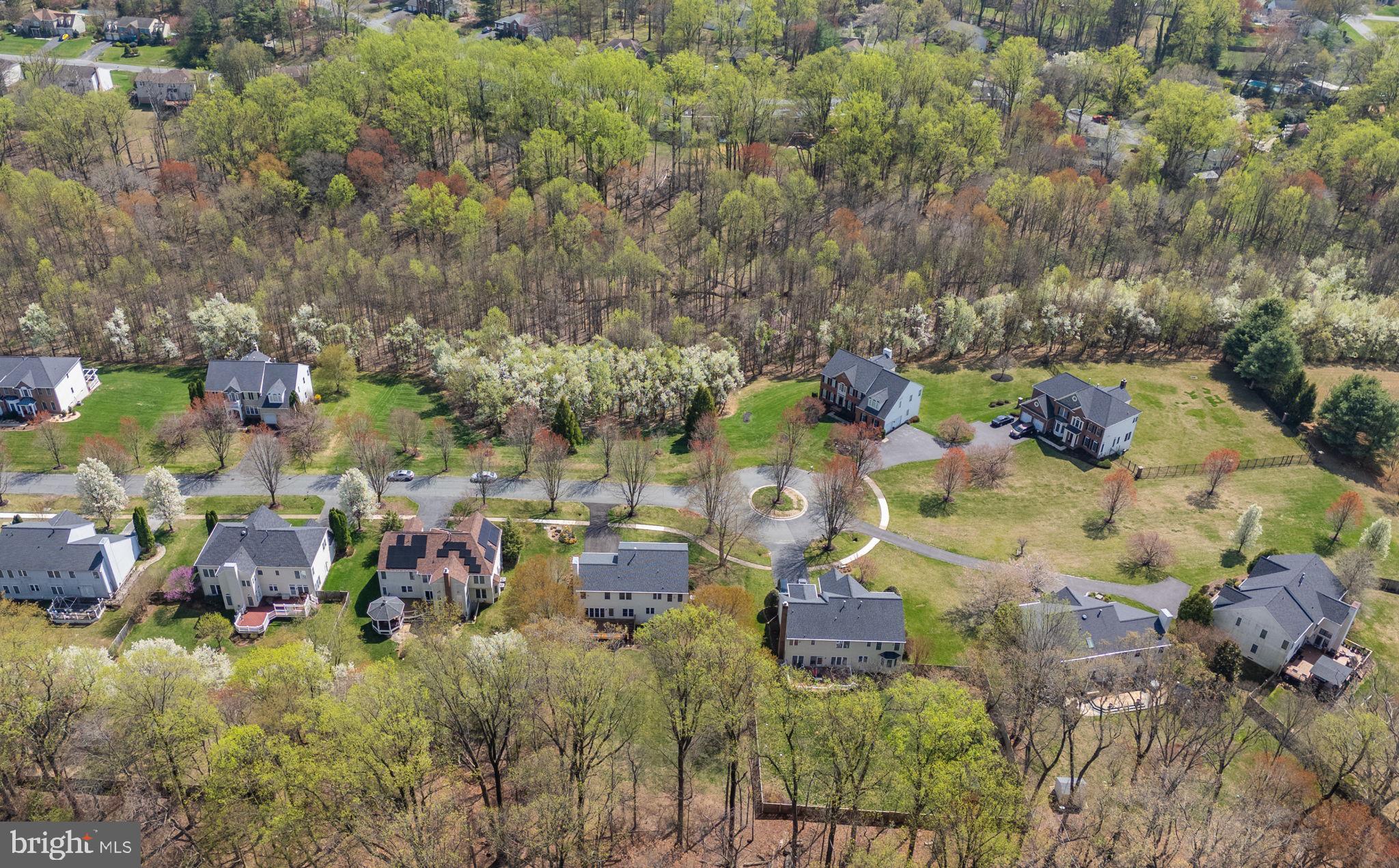 BRIARCLIFF MANOR - Residential