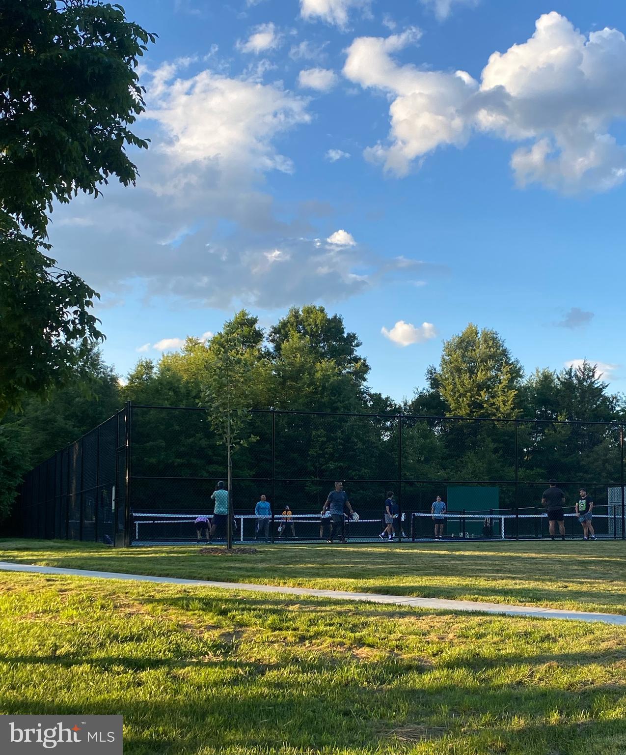 BRIARCLIFF MANOR - Residential