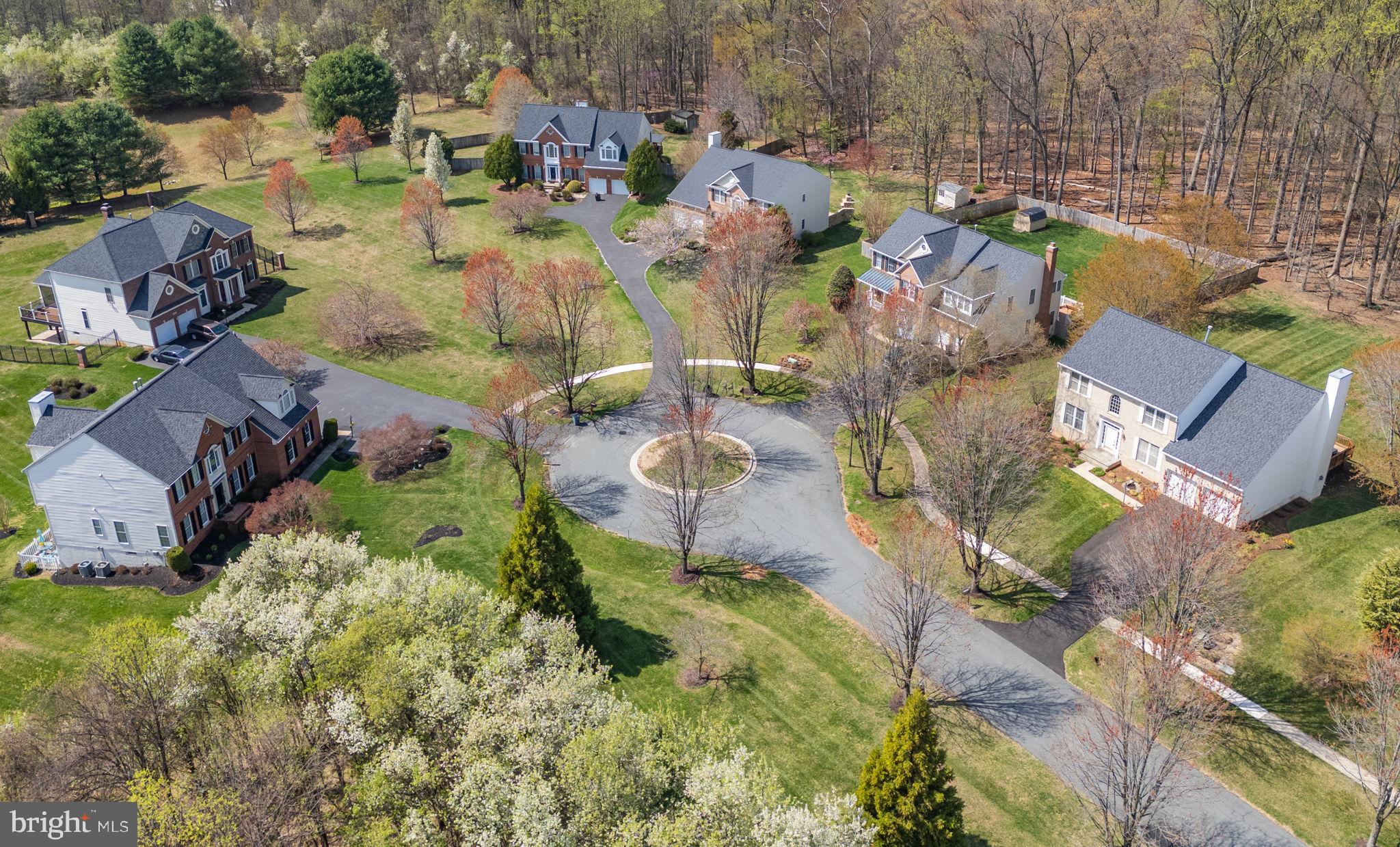 BRIARCLIFF MANOR - Residential