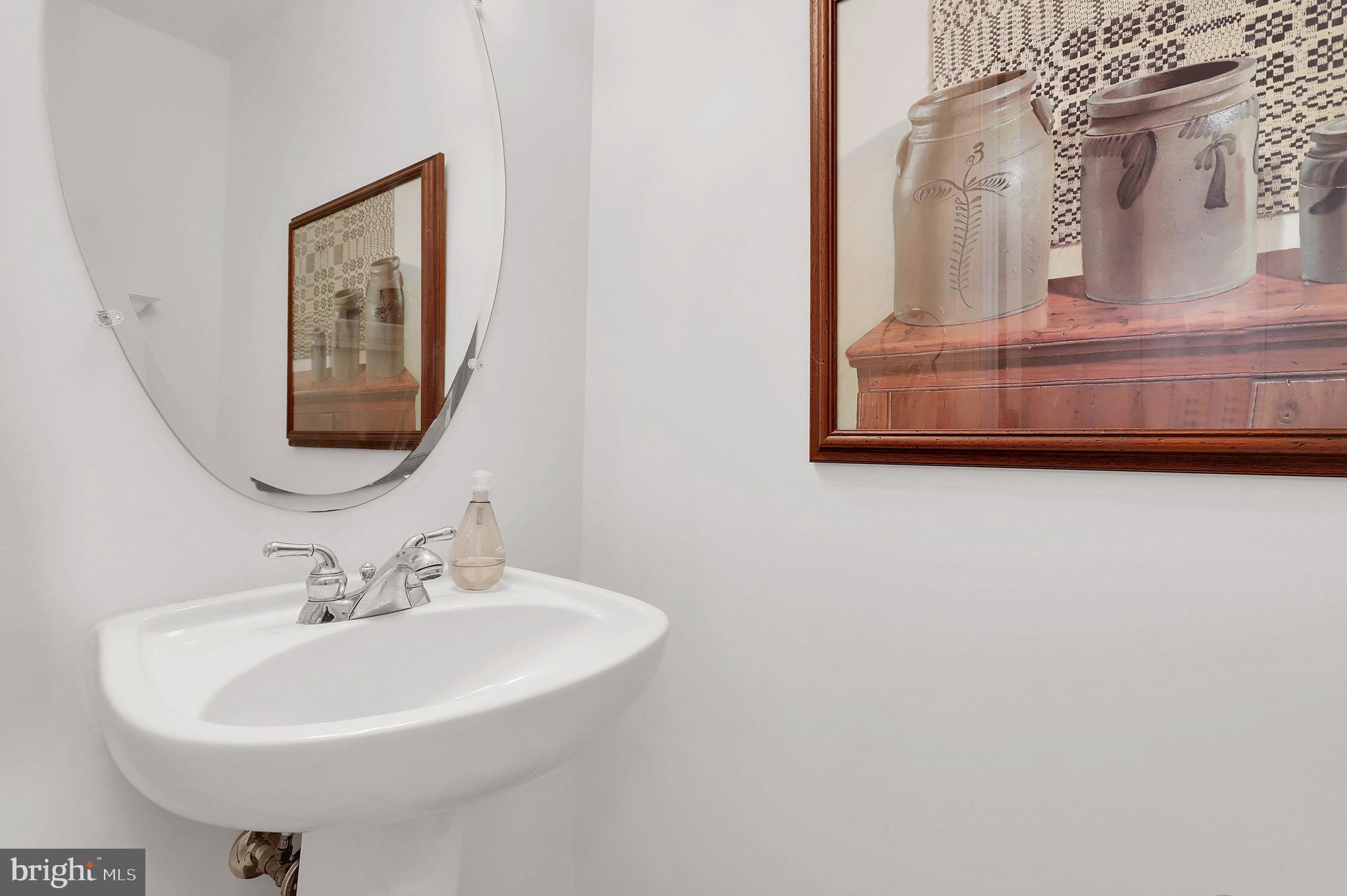 BRIARCLIFF MANOR - Residential