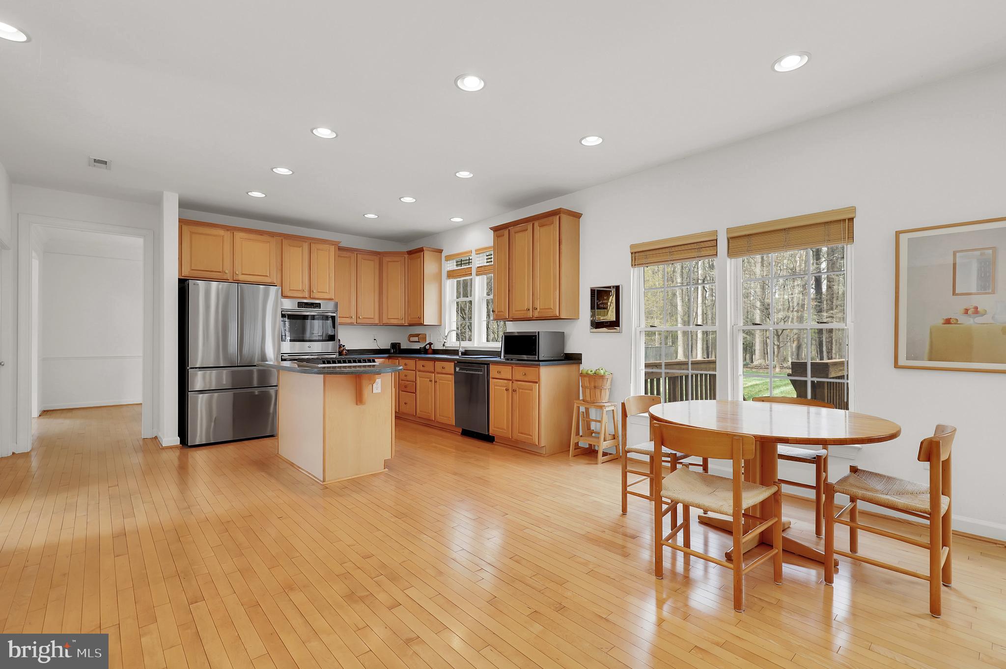 BRIARCLIFF MANOR - Residential