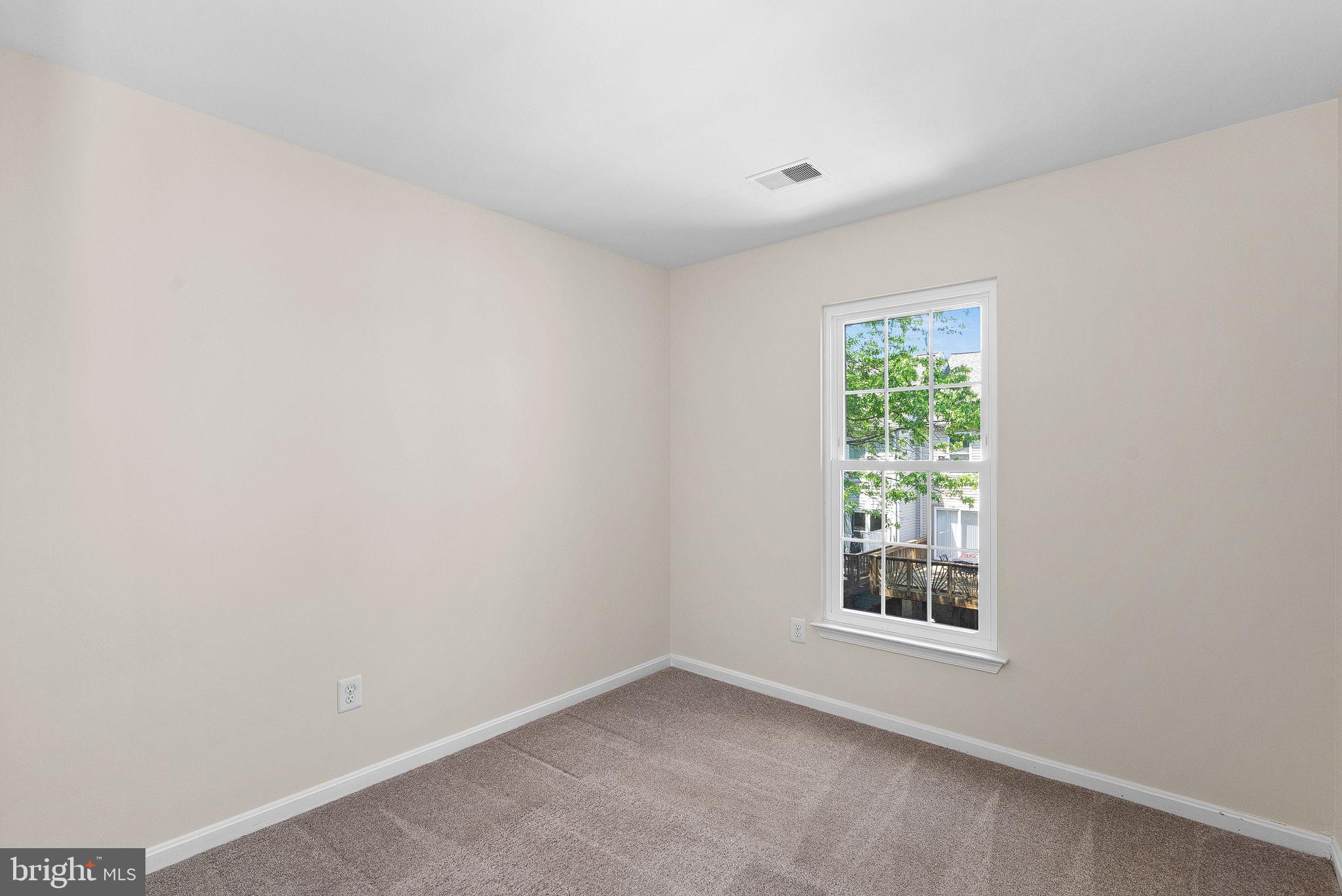 POTOMAC LAKES - Residential