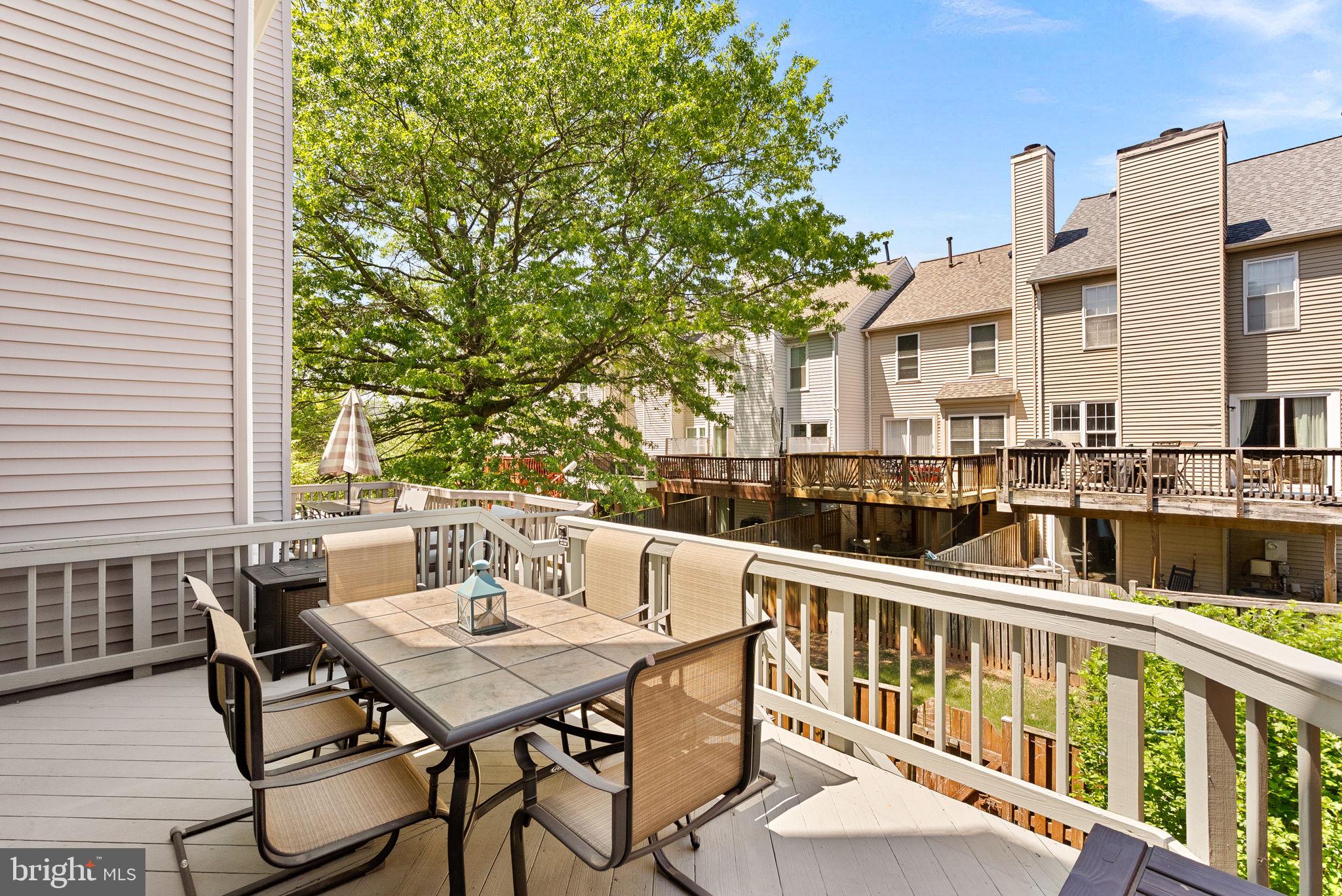 POTOMAC LAKES - Residential