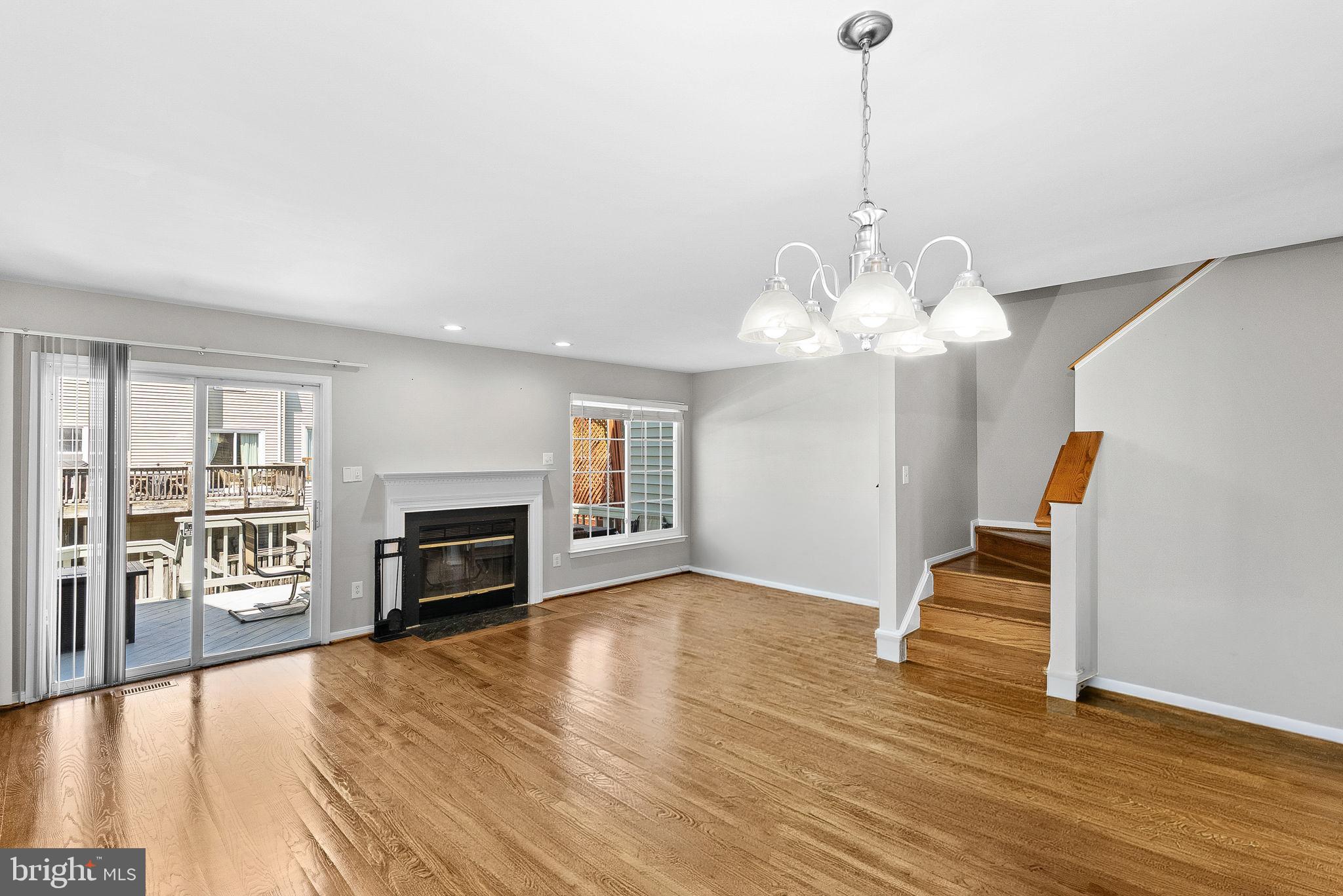 POTOMAC LAKES - Residential