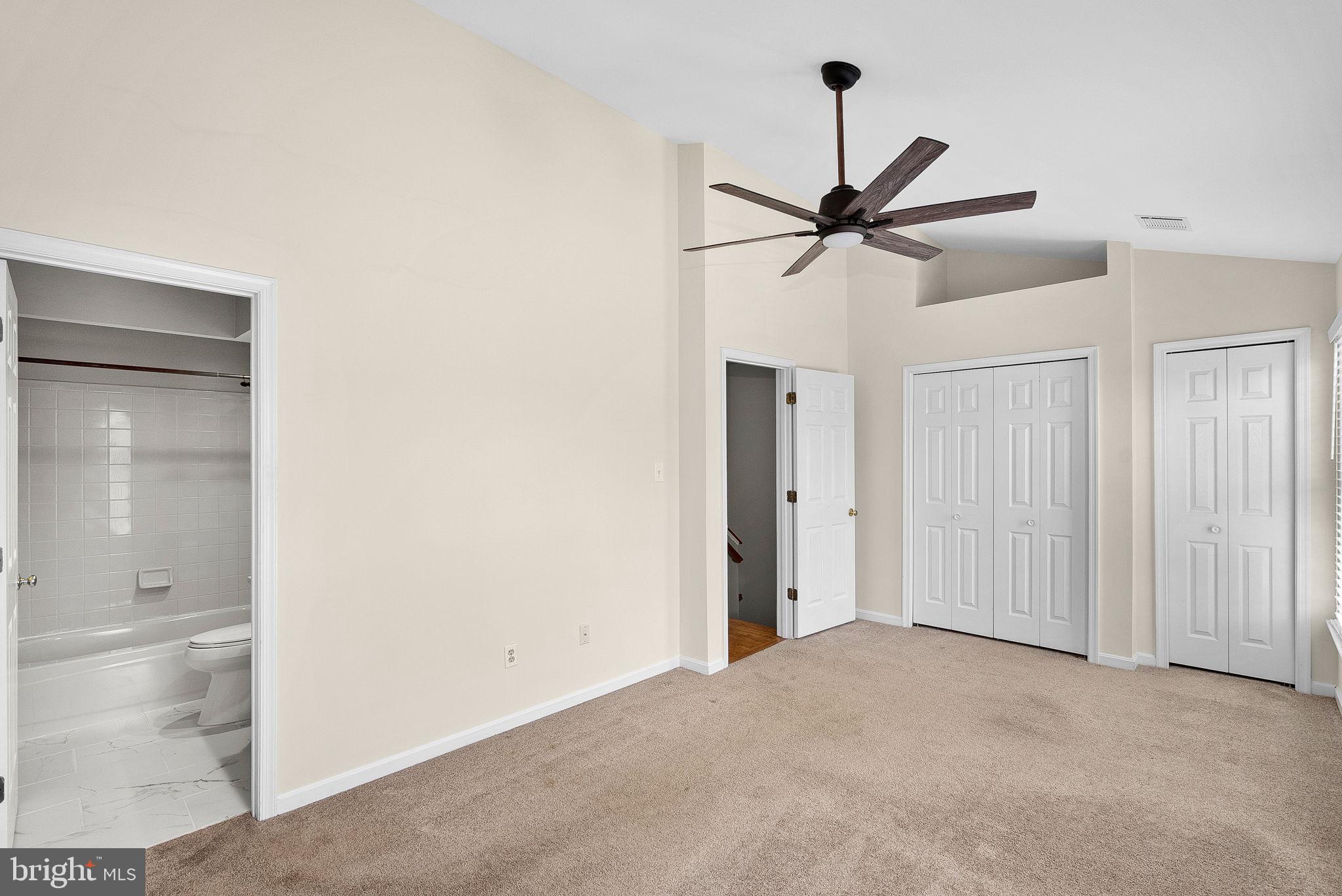 POTOMAC LAKES - Residential
