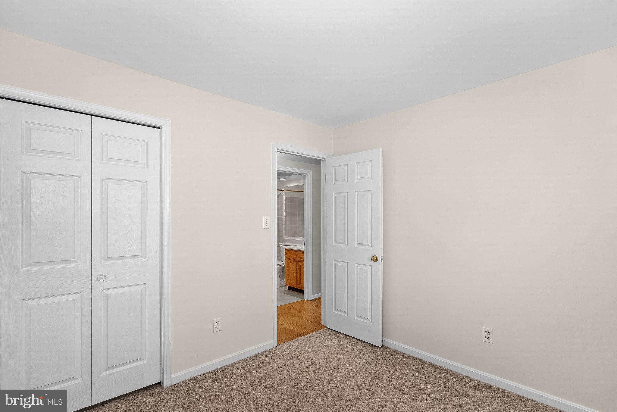 POTOMAC LAKES - Residential