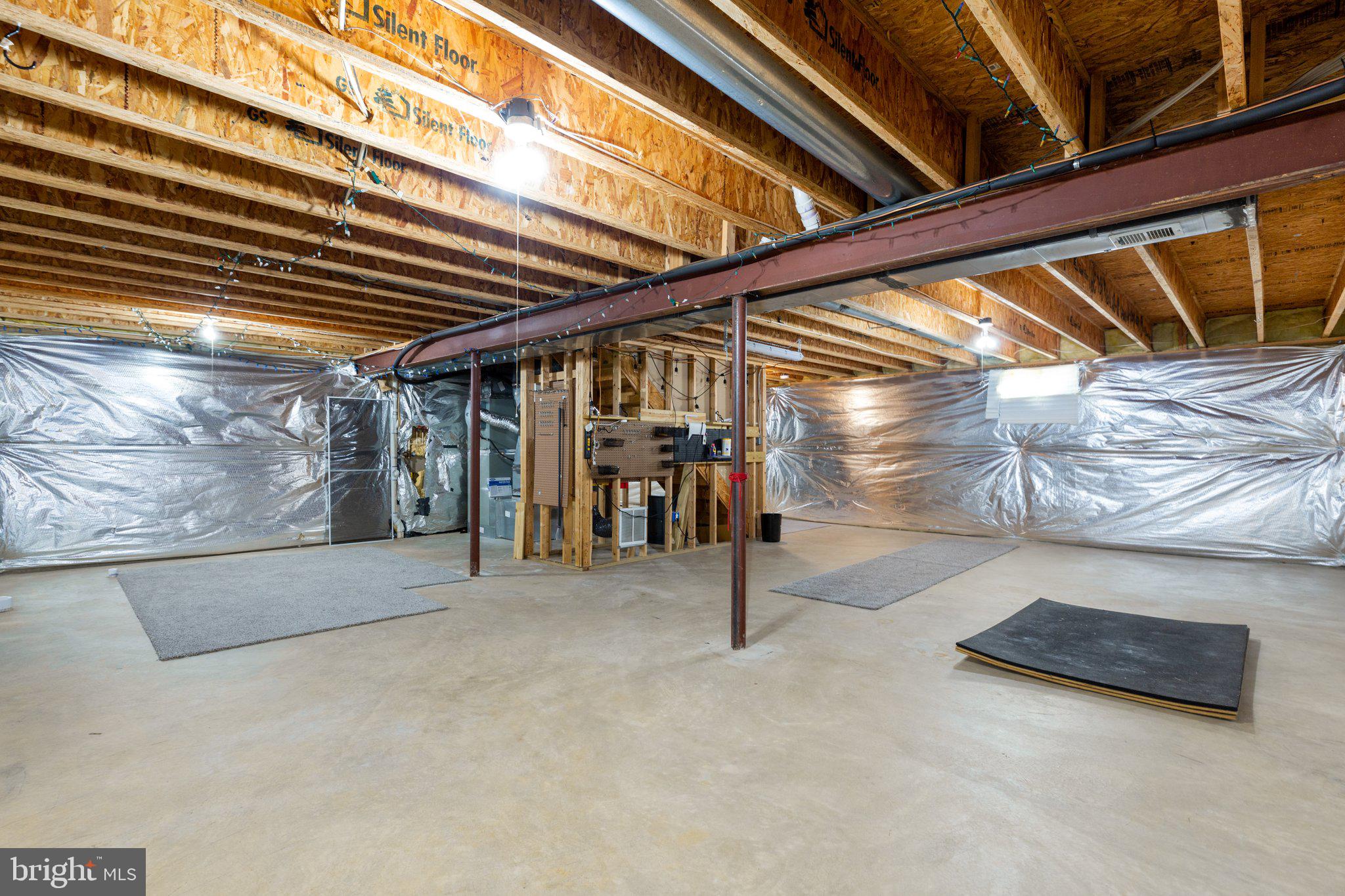 ENGLAND RUN NORTH - Residential