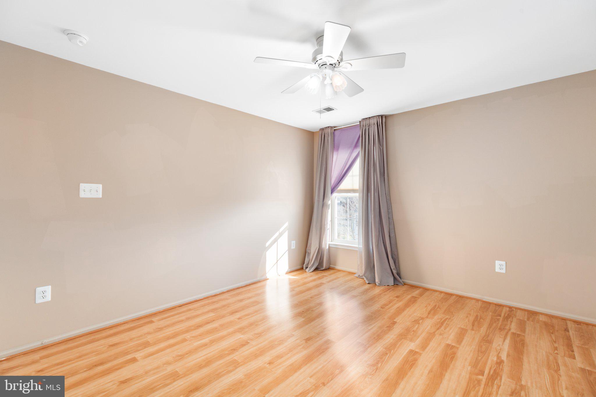 ENGLAND RUN NORTH - Residential