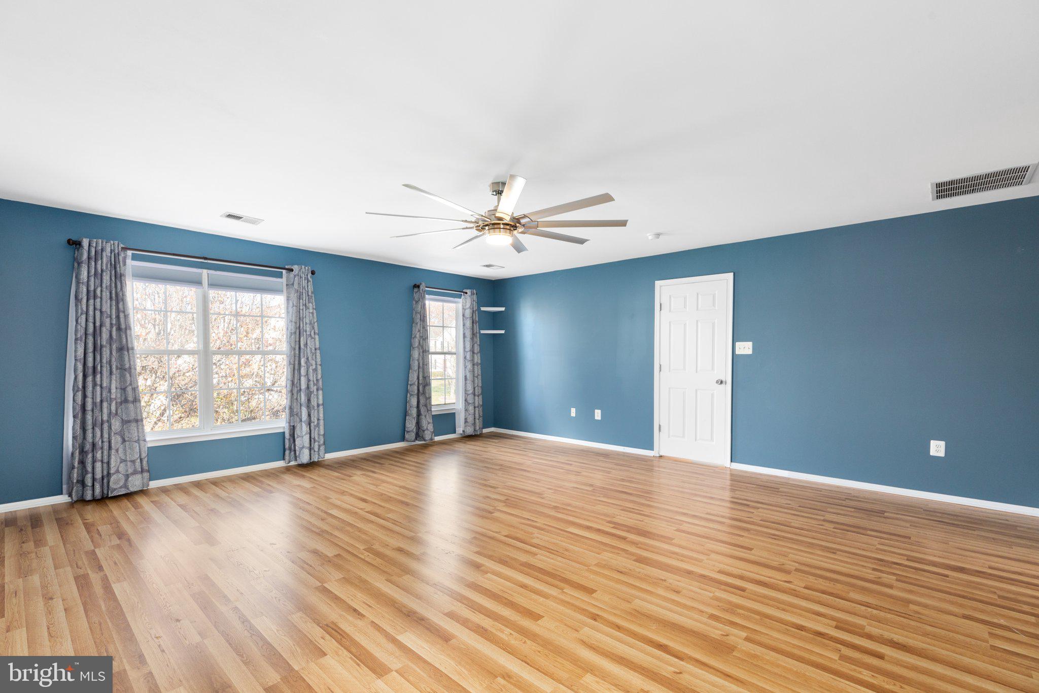 ENGLAND RUN NORTH - Residential