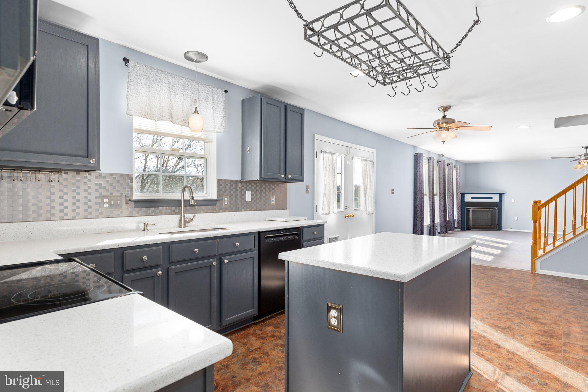 ENGLAND RUN NORTH - Residential