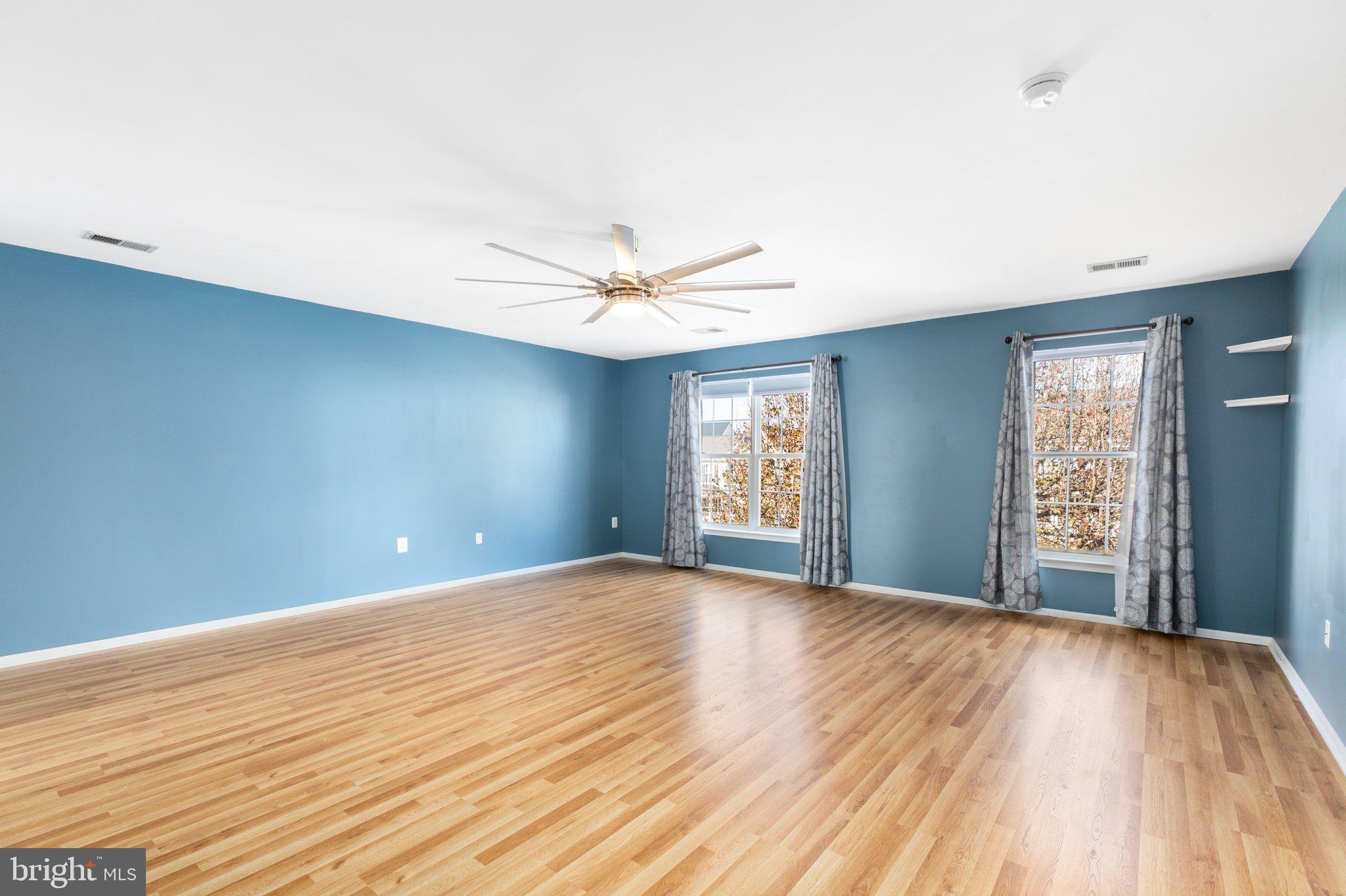 ENGLAND RUN NORTH - Residential