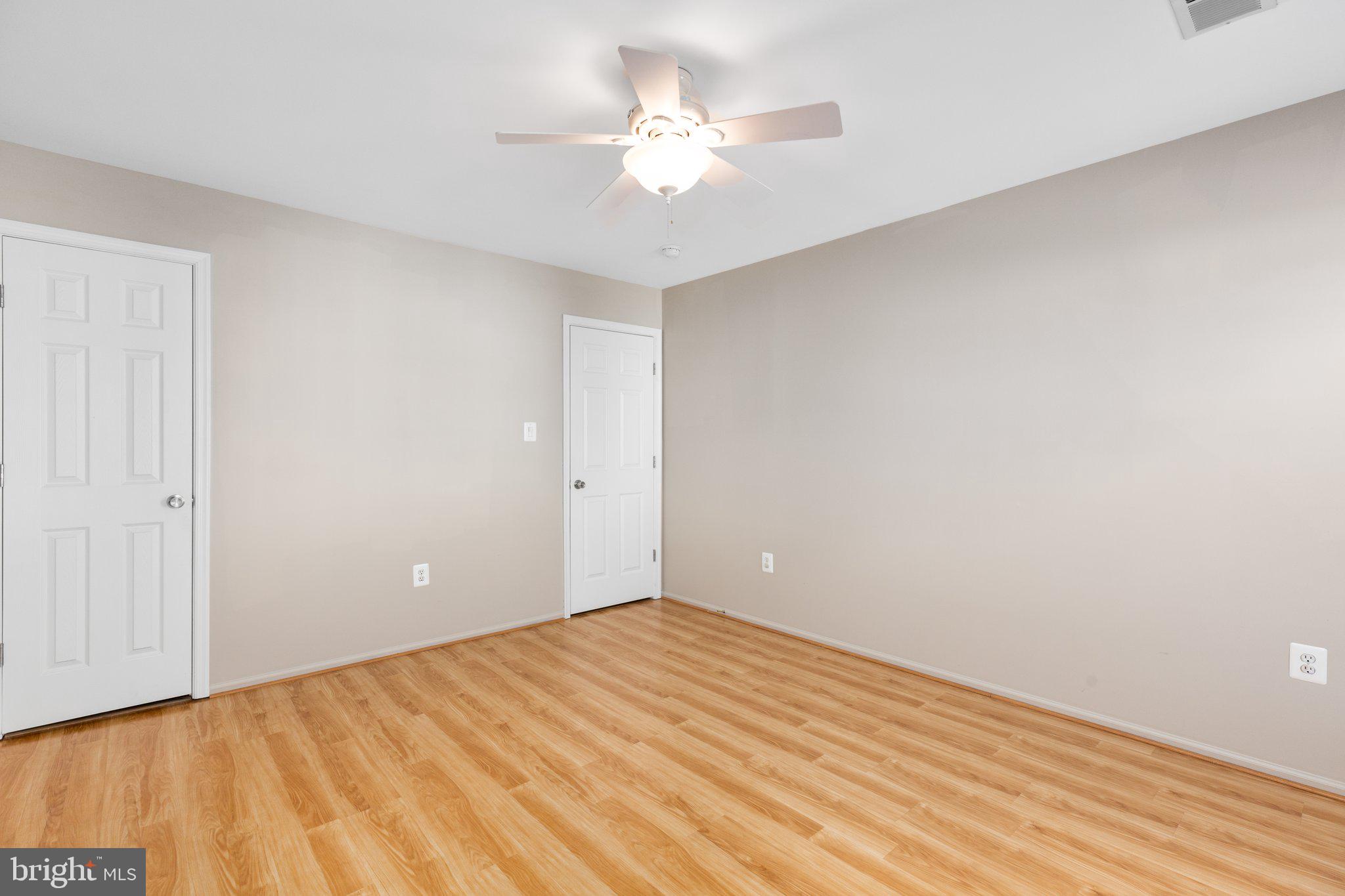 ENGLAND RUN NORTH - Residential