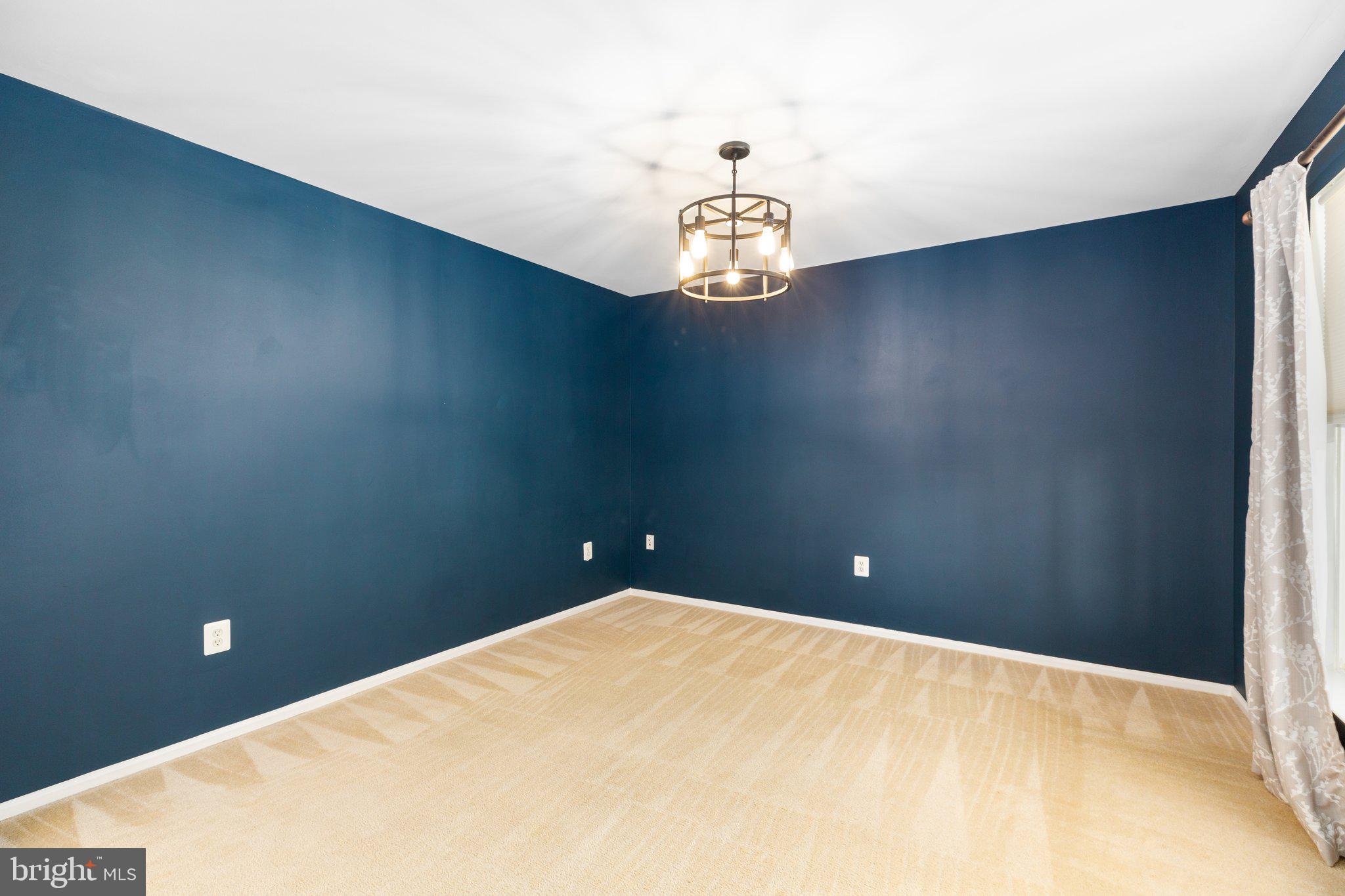 ENGLAND RUN NORTH - Residential