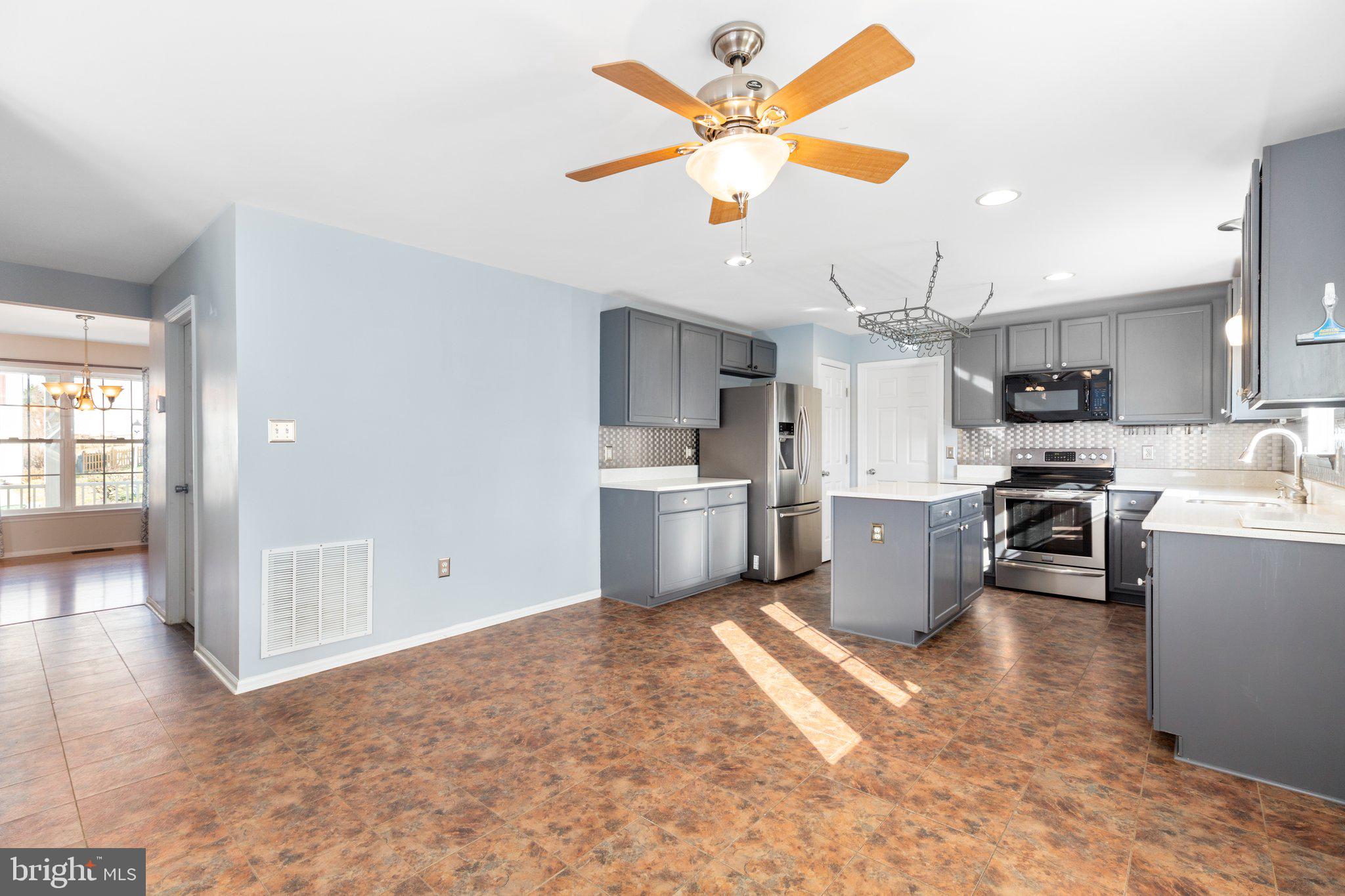 ENGLAND RUN NORTH - Residential