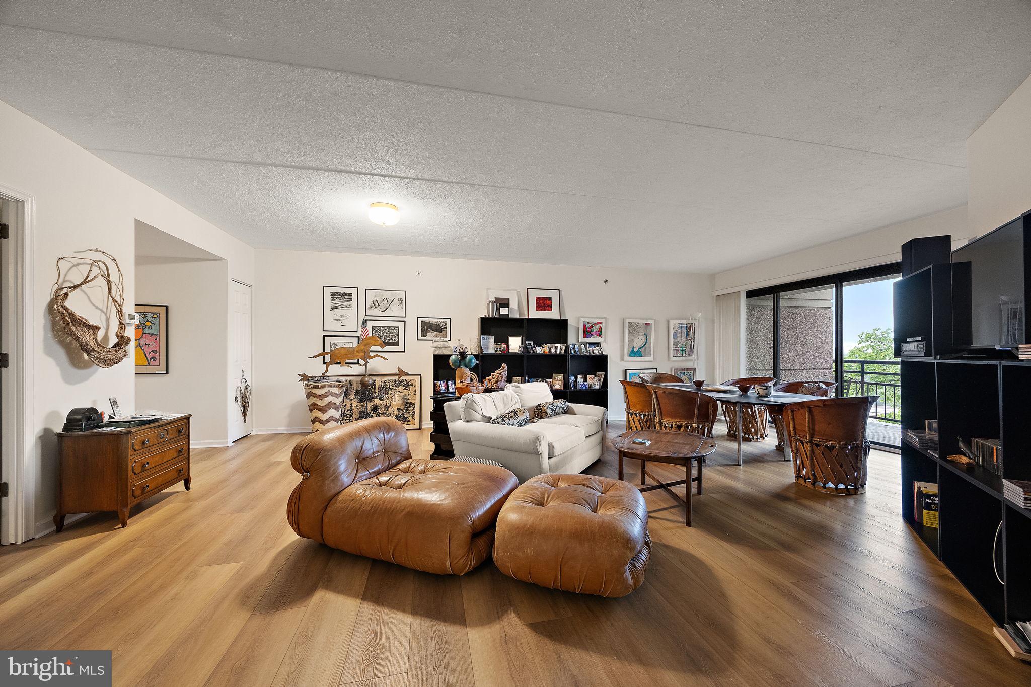 1100 LOVERING AVENUE UNIT 406