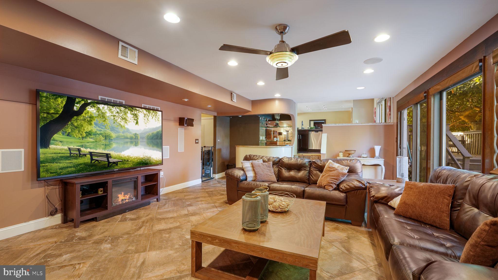 DEERFIELD NORTH - Residential