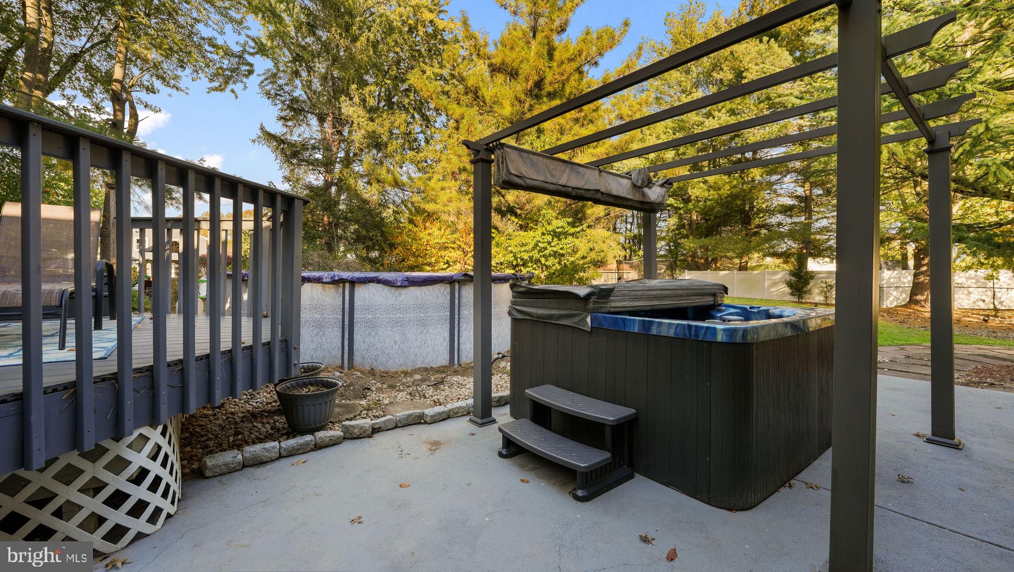 DEERFIELD NORTH - Residential